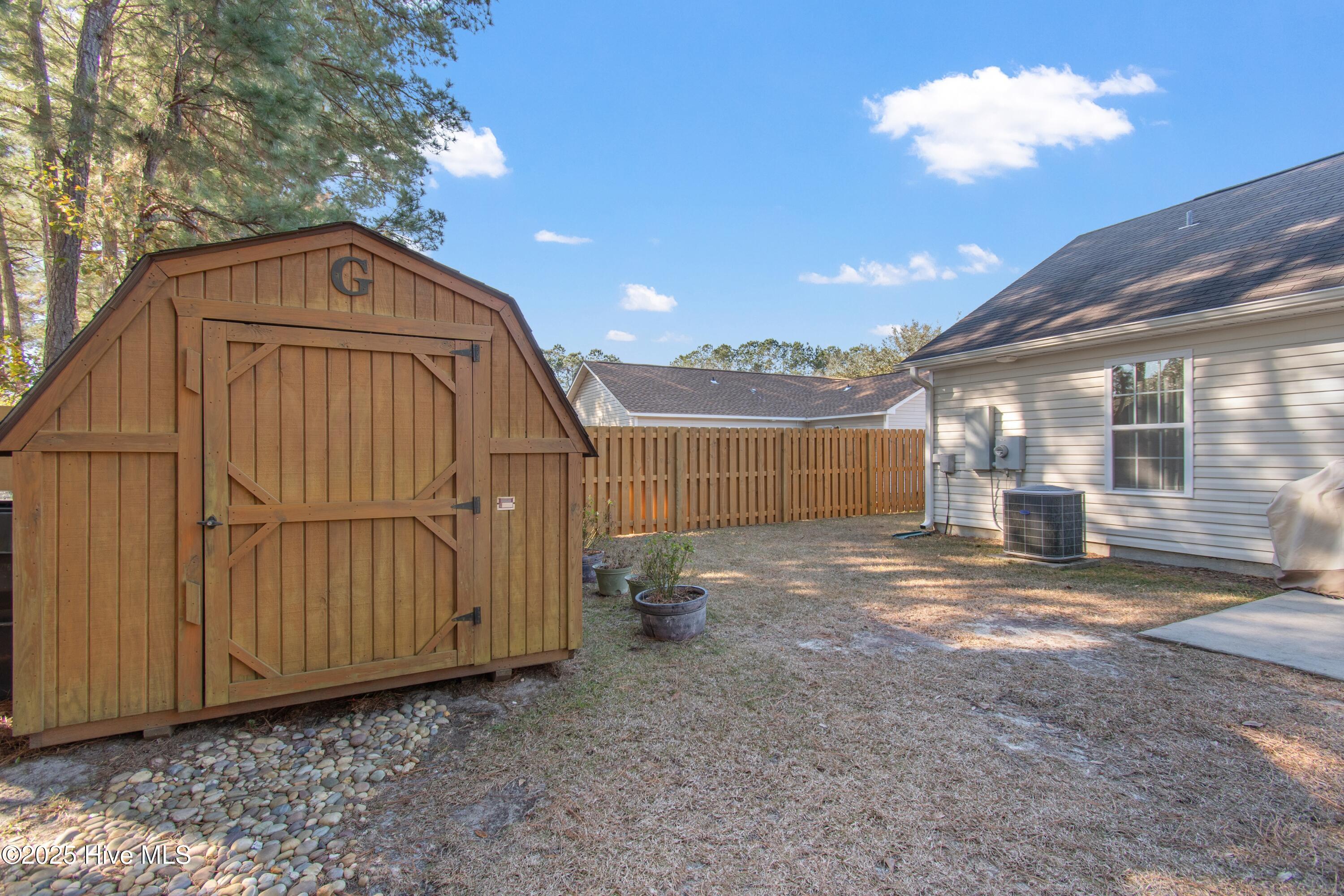 100545881 | Photo 32