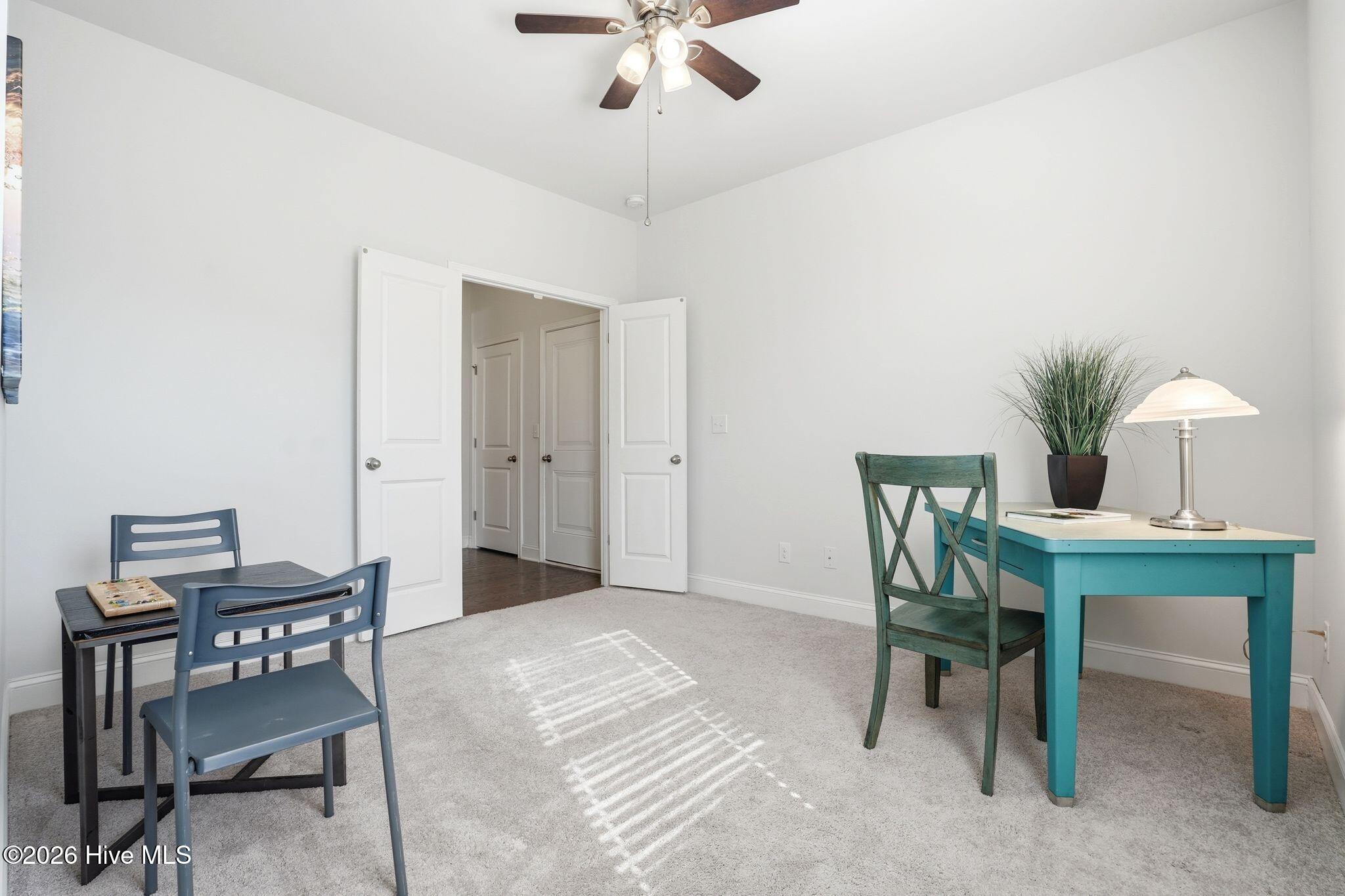 100560462 | Photo 11