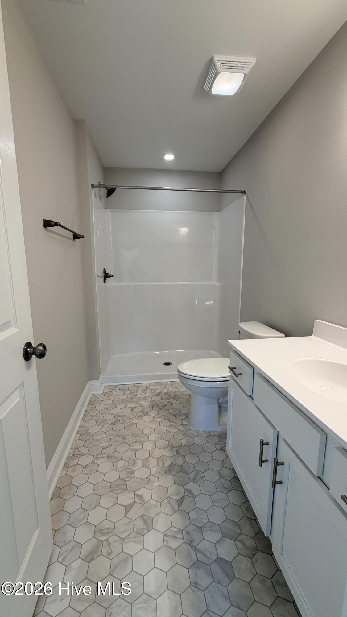 100558167 | Photo 10