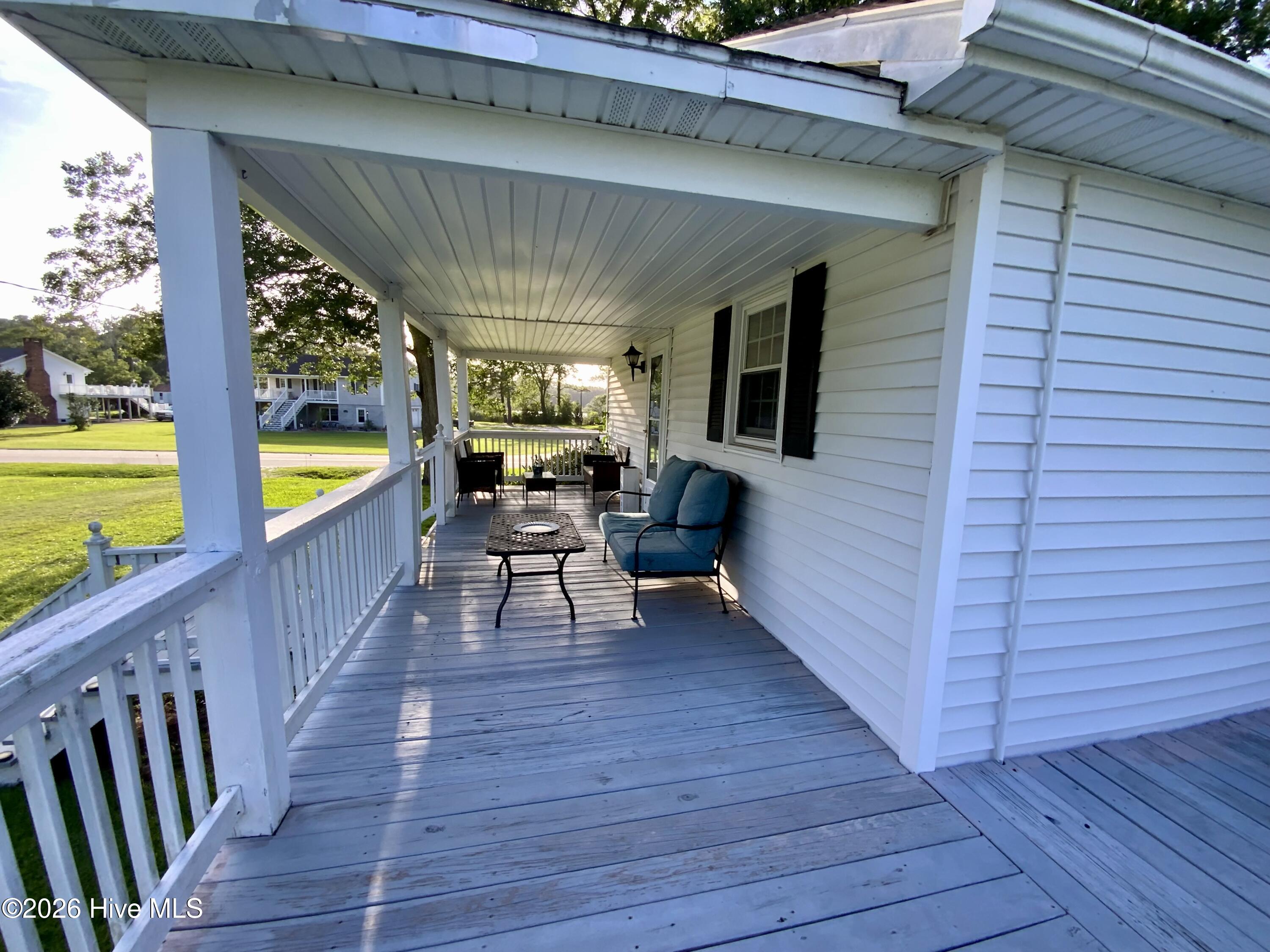 1590 S River Road,Beaufort