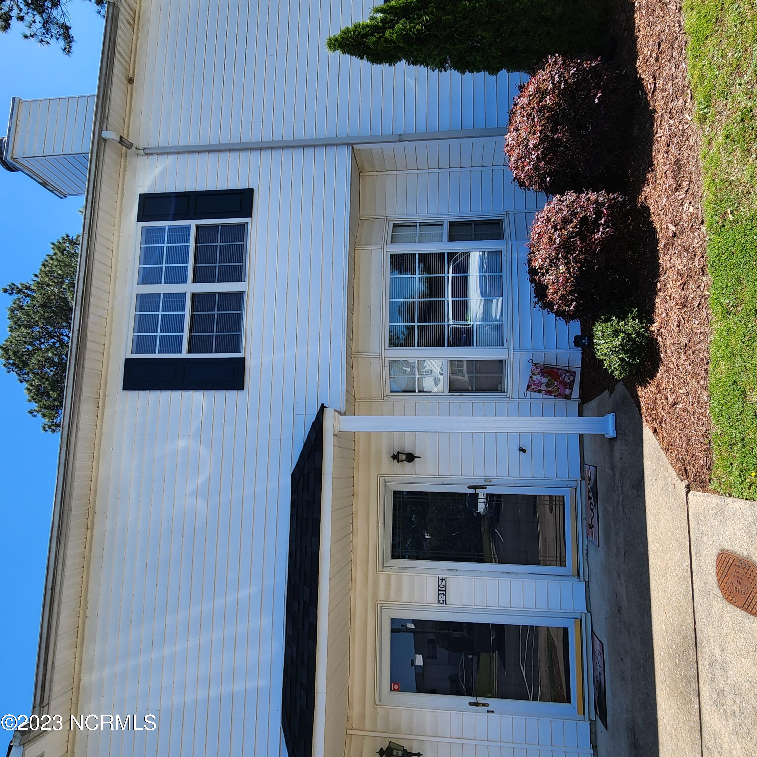 1005 Spring Forest, Greenville, North Carolina, 2 Bedroom Bedrooms, 4 Room Rooms,2 BathroomBathrooms,Townhouse,For sale,Spring Forest,100603656