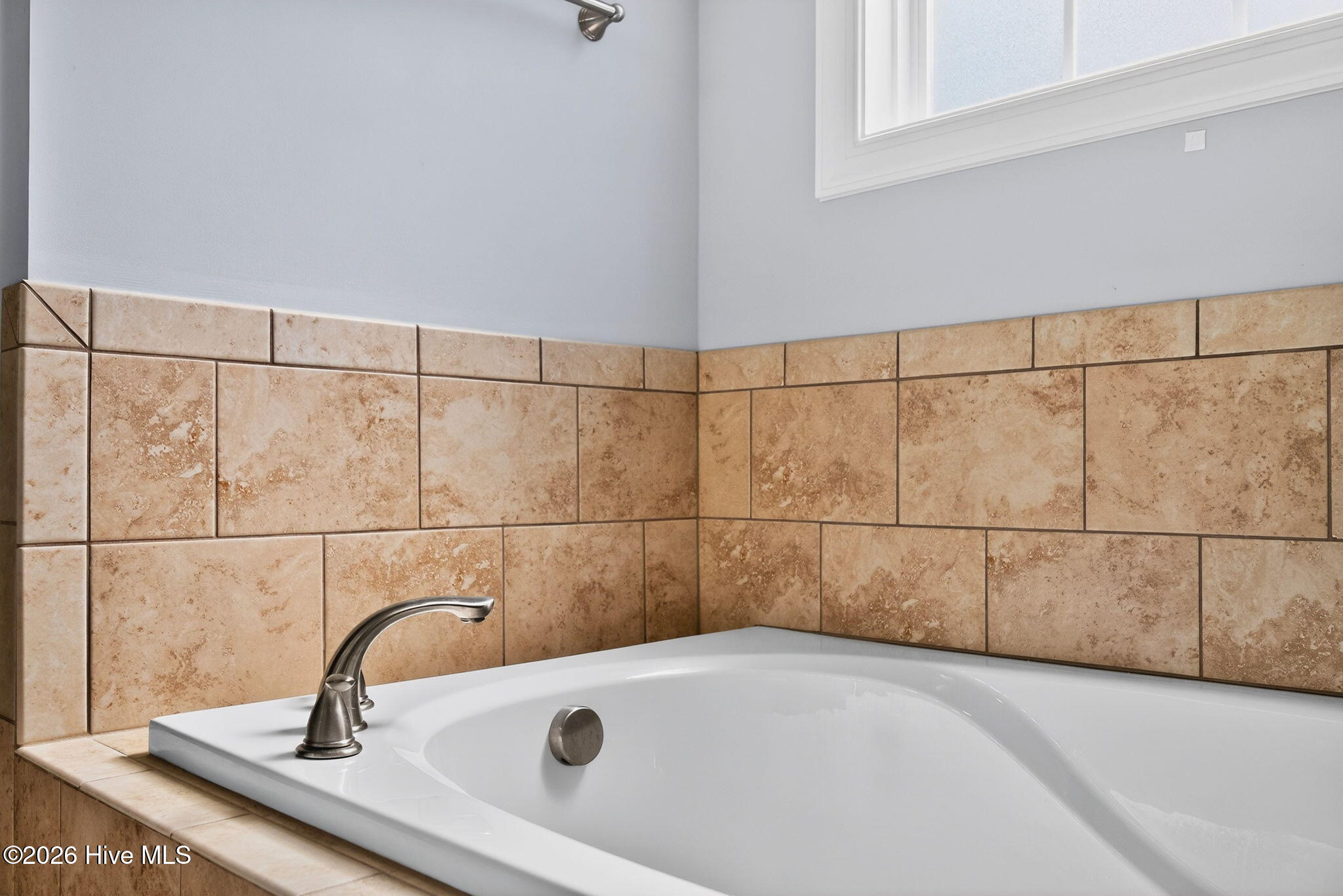 100563252 | Photo 28