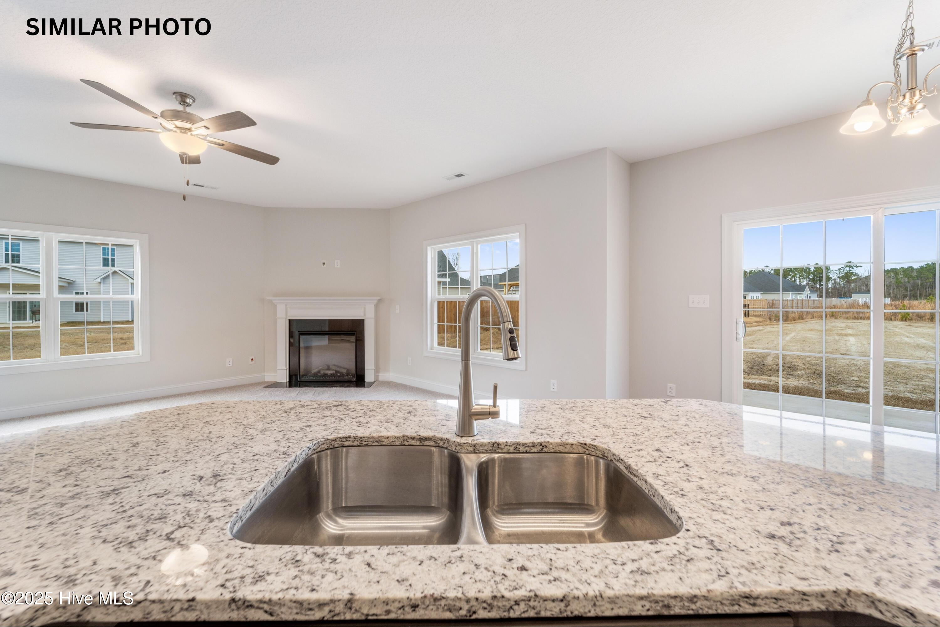 100521769 | Photo 21