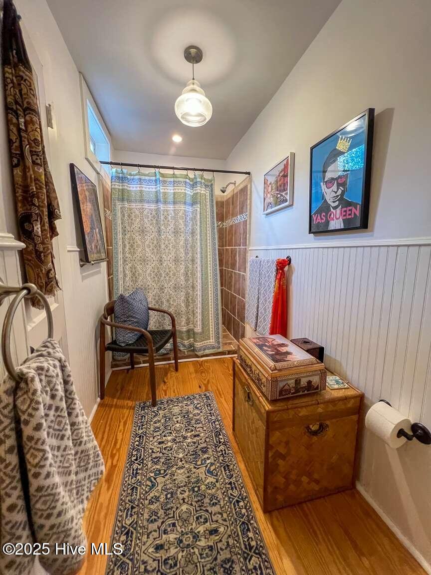 100544314 | Photo 12