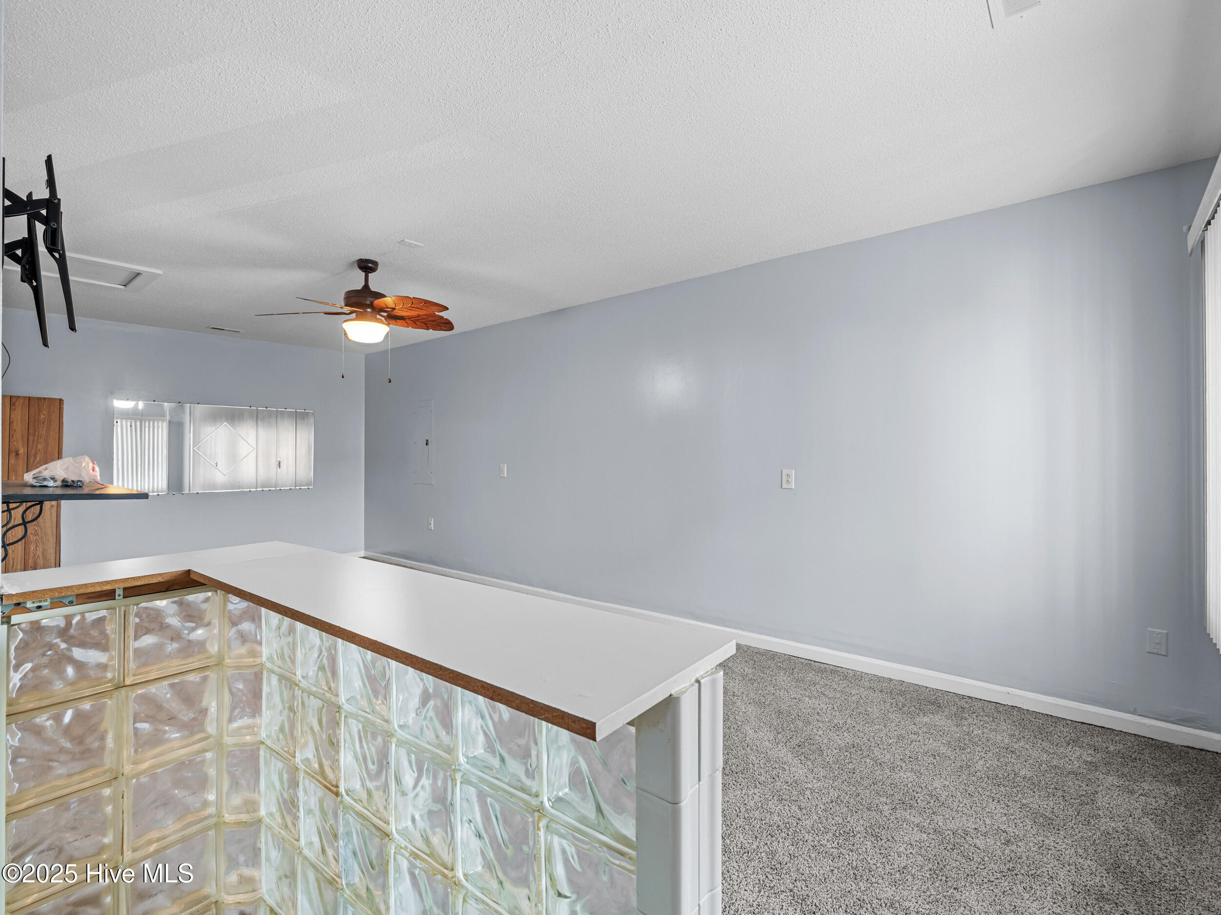 100543442 | Photo 19