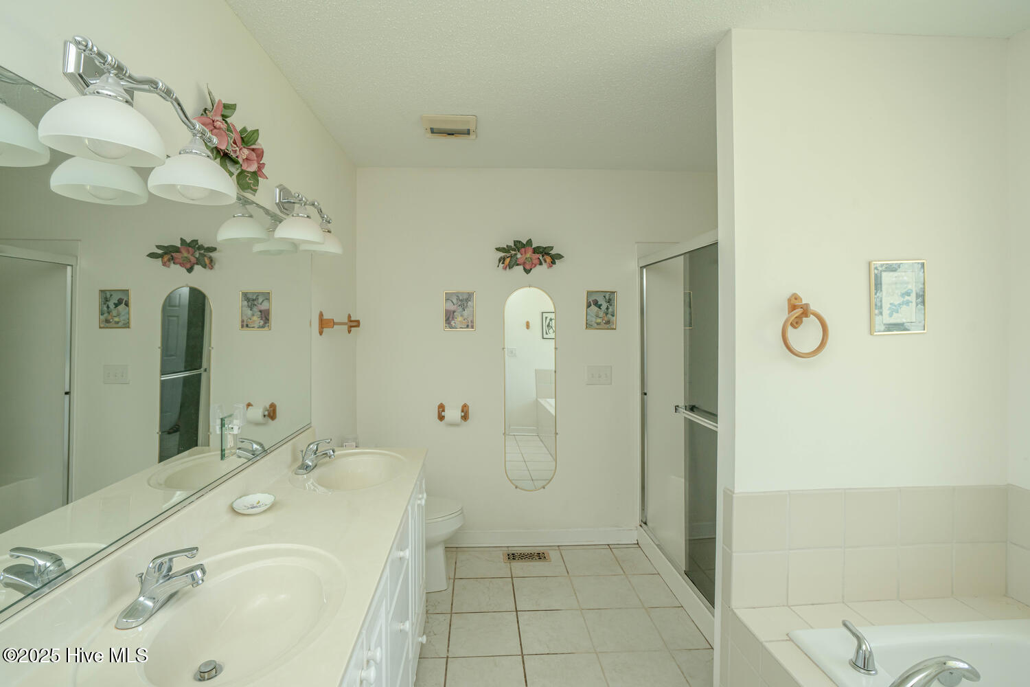 1071 Ridge Walk Way NW, Calabash, NC 28467 – photo 18: Master Bathroom