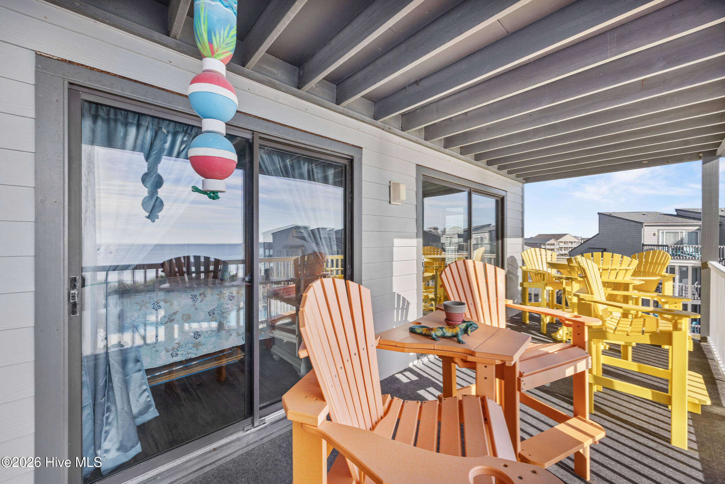 100554399 | Photo 25