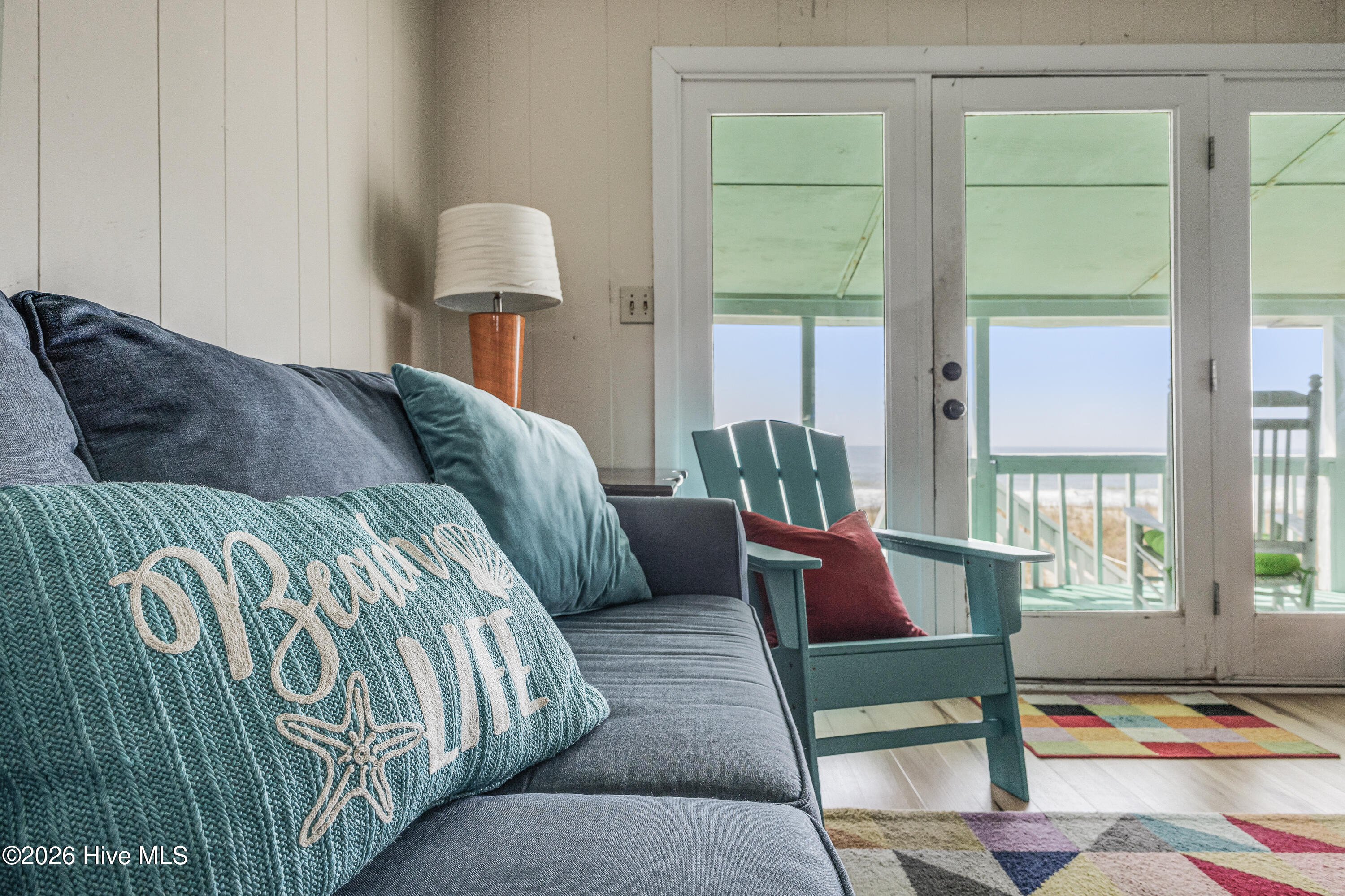 100553168 | Photo 17