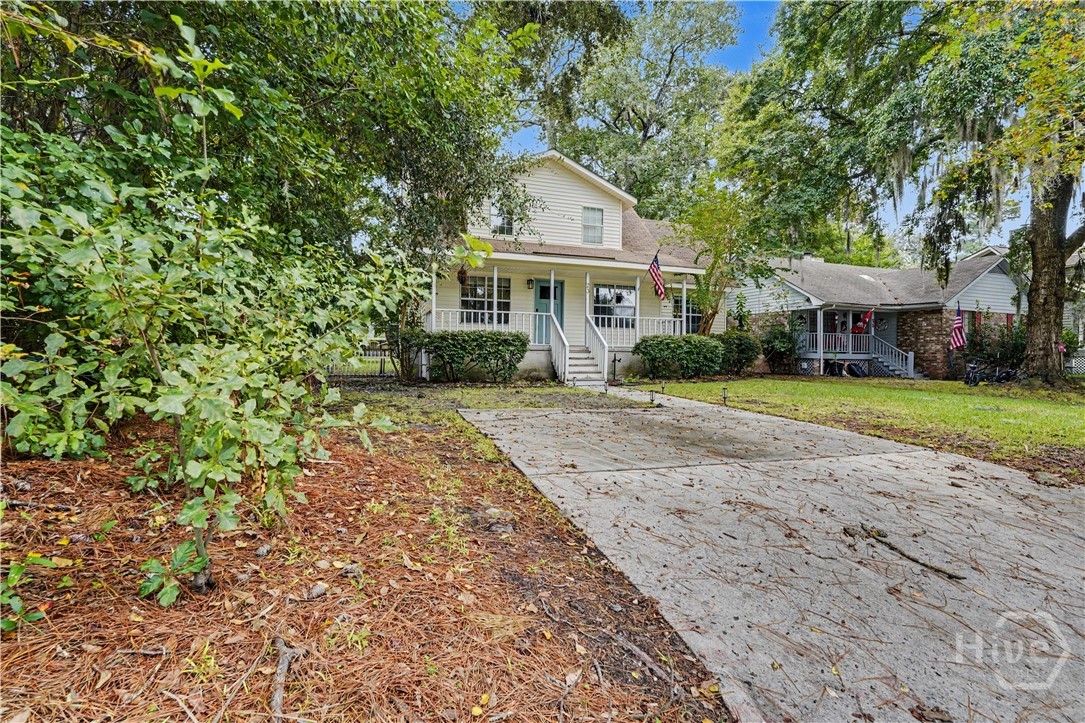 Photo 2 of Single family home for sale at 23 E Deerwood Rd, Savannah, GA 31410 | MLS# SA365834 | Listing updated on 2026-10-10
