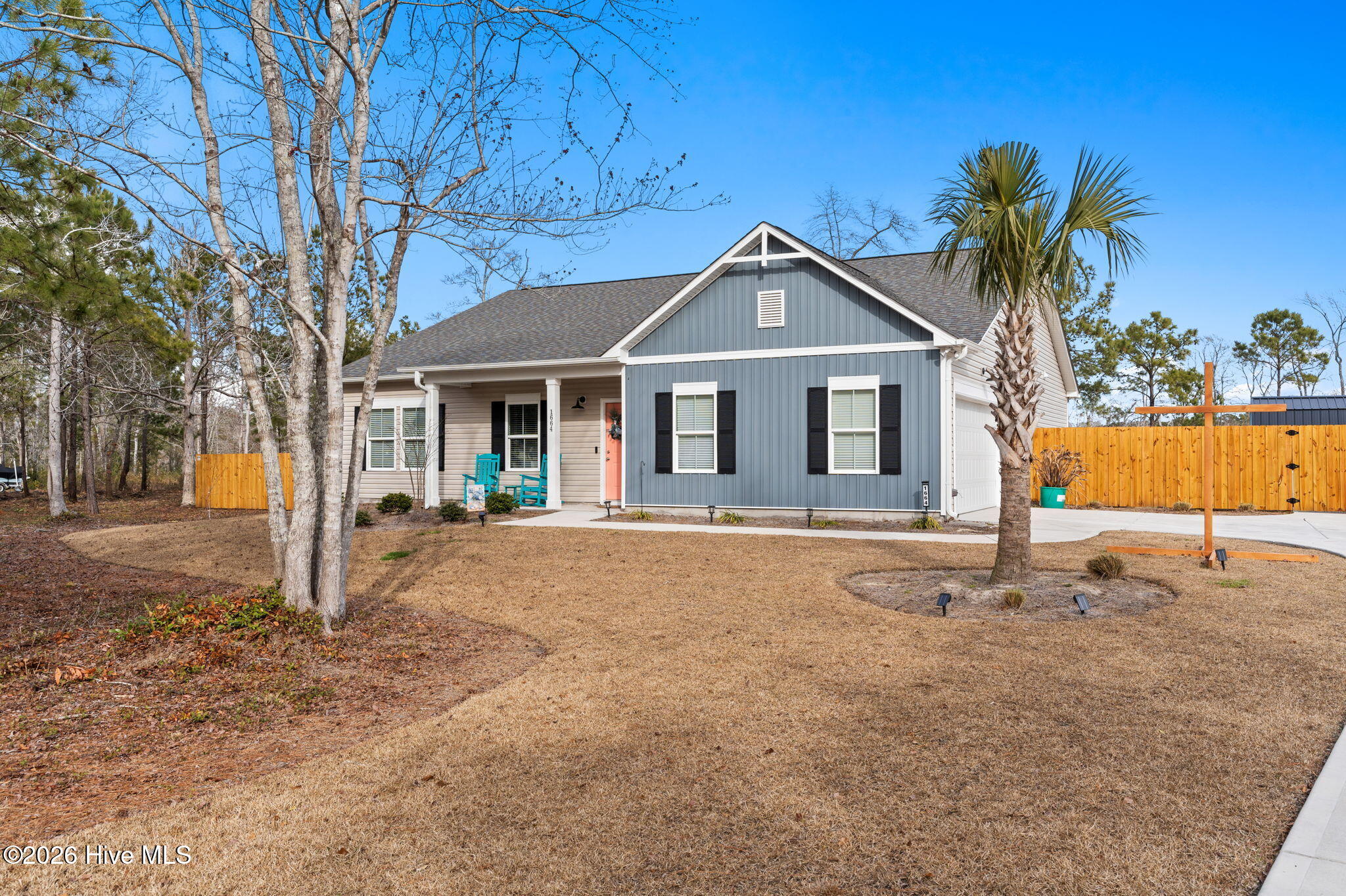 100556728 | Photo 48