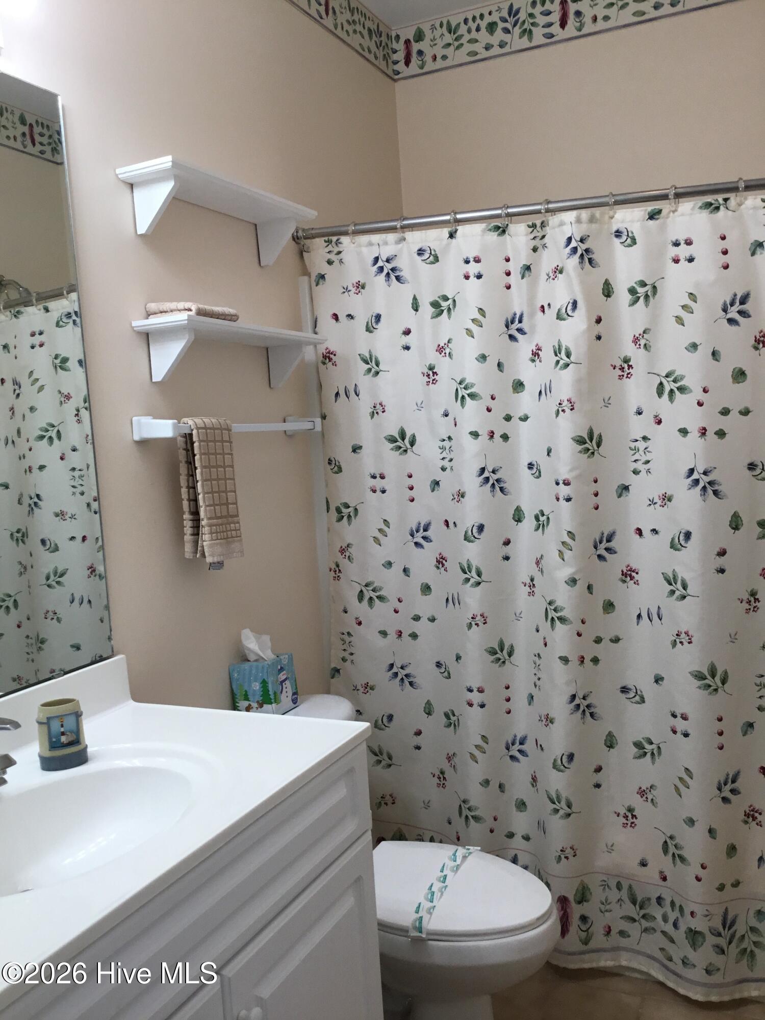 100560838 | Photo 12