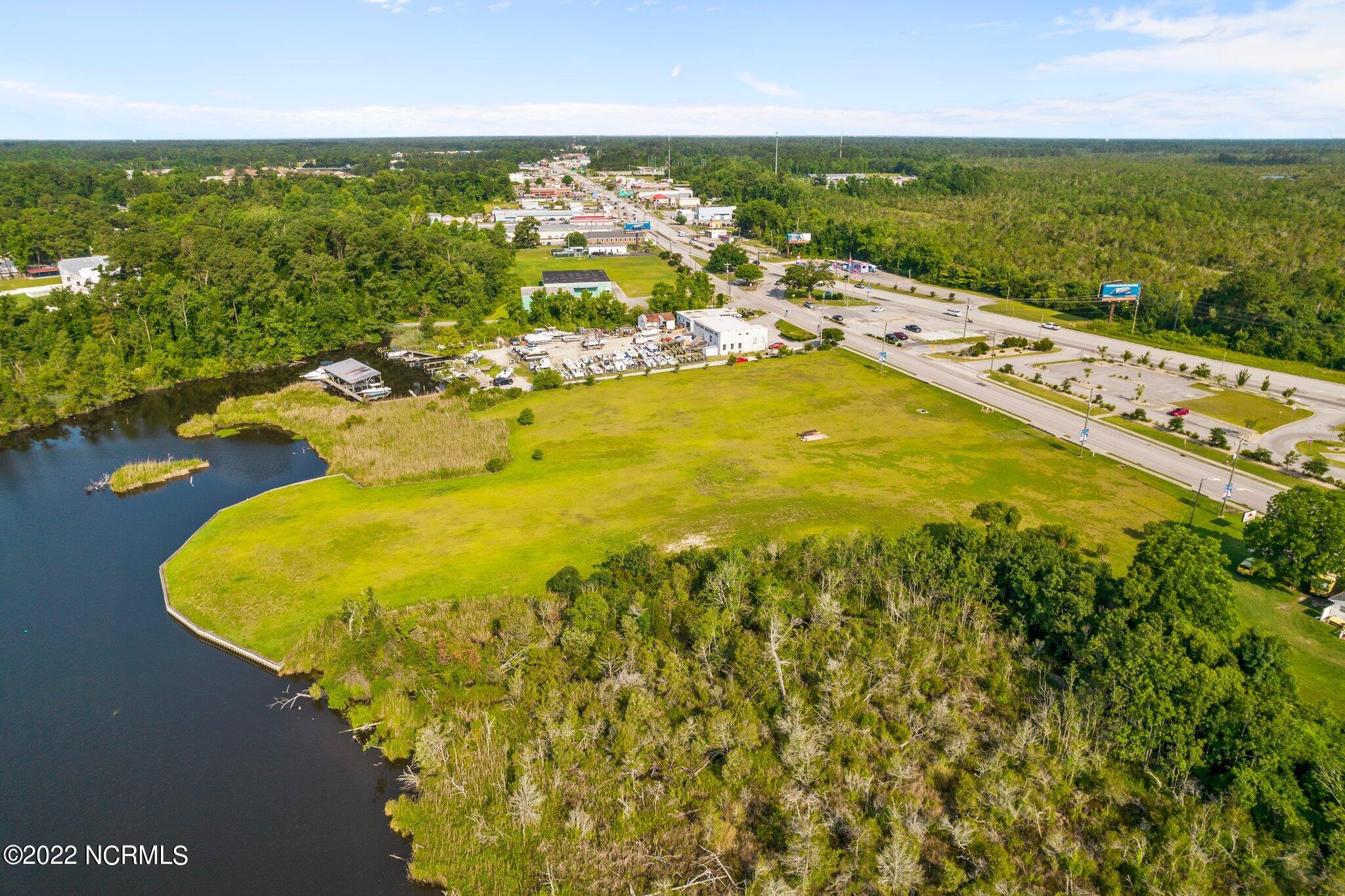 100333622 | Photo 11