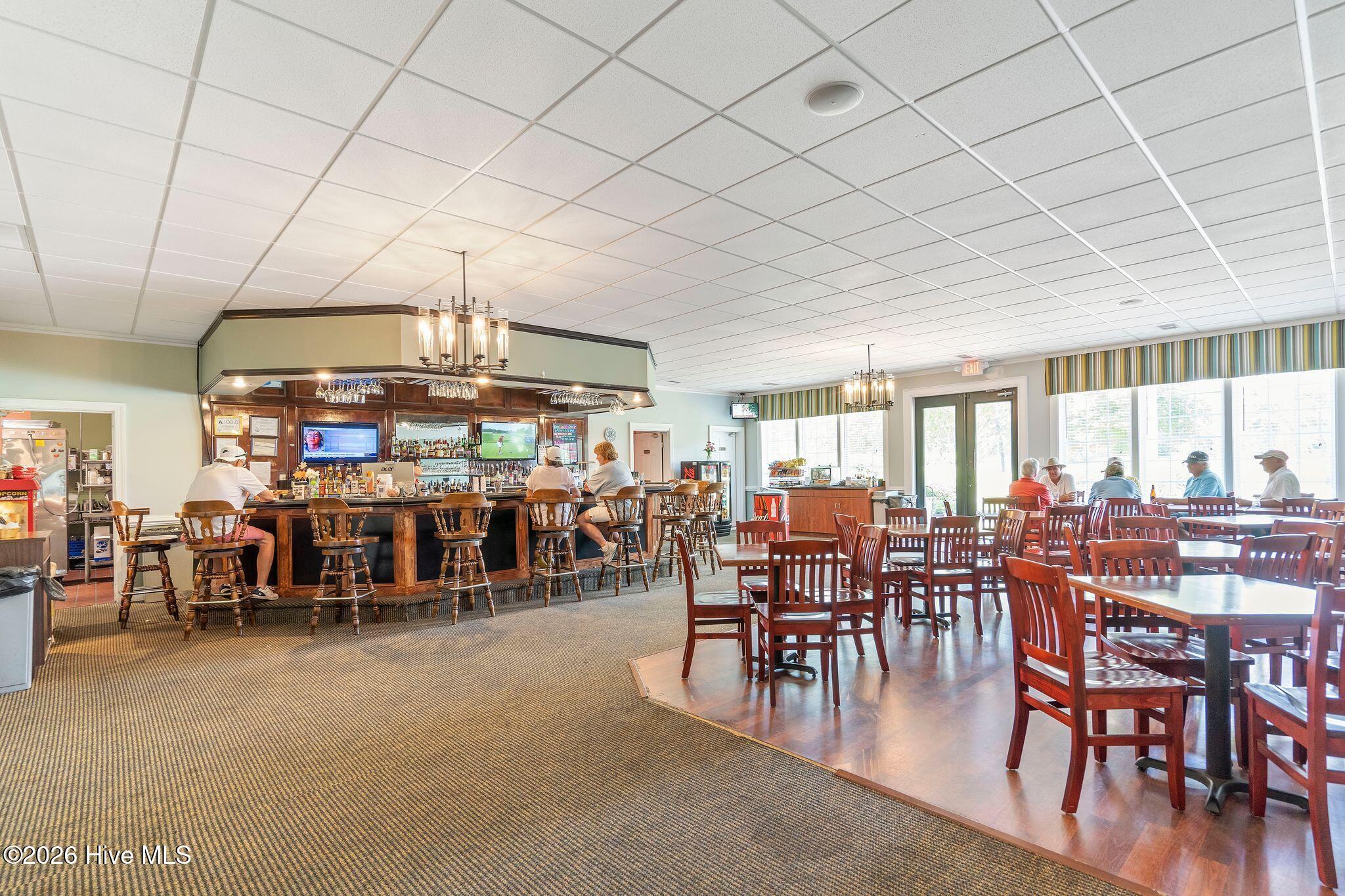 100552606 | Photo 73