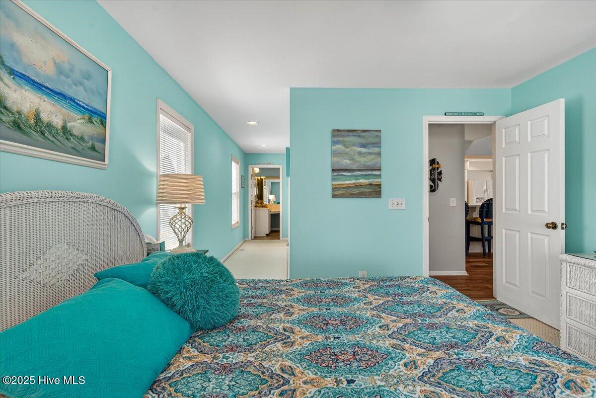 100523553 | Photo 15