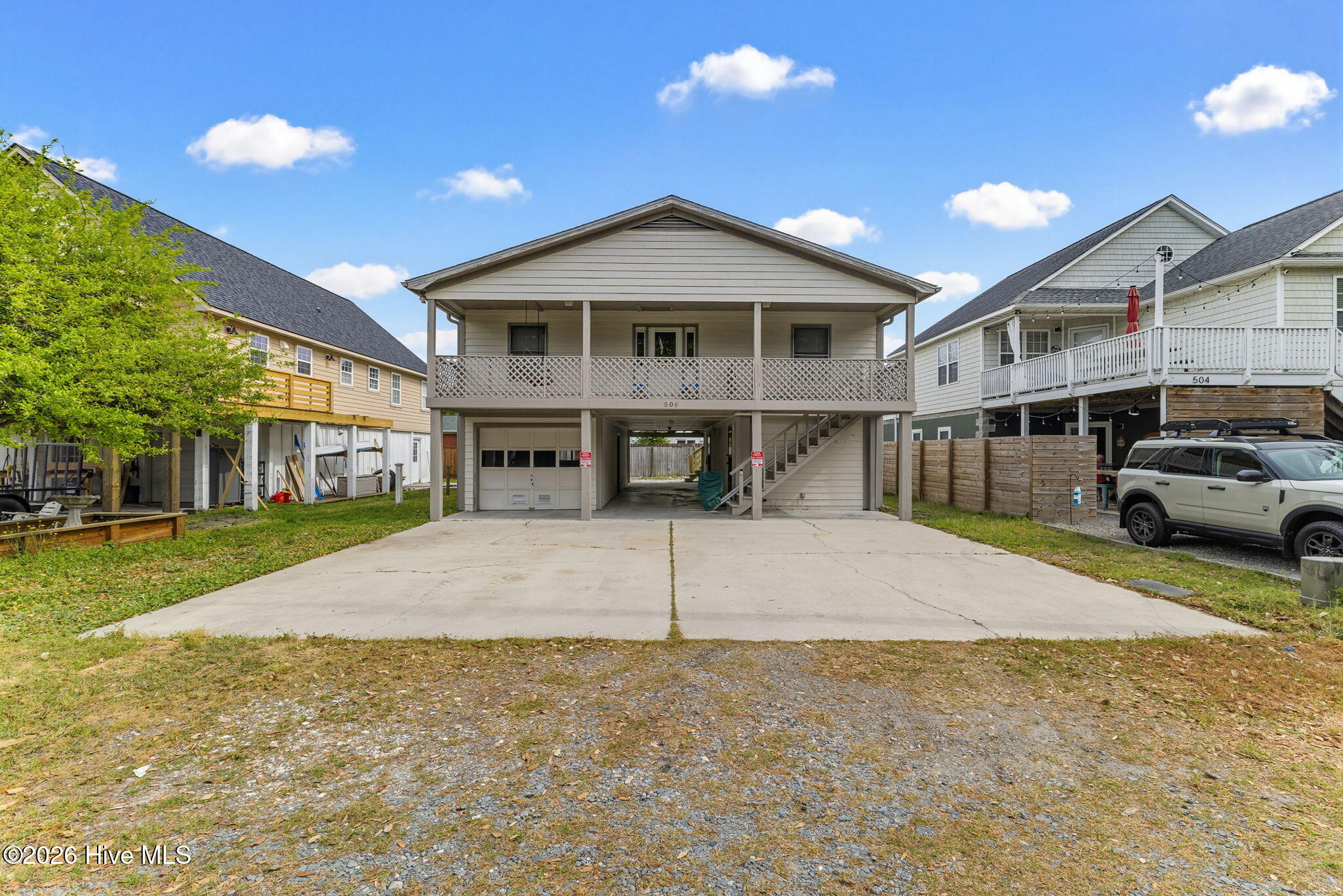 100565875 | Photo 28