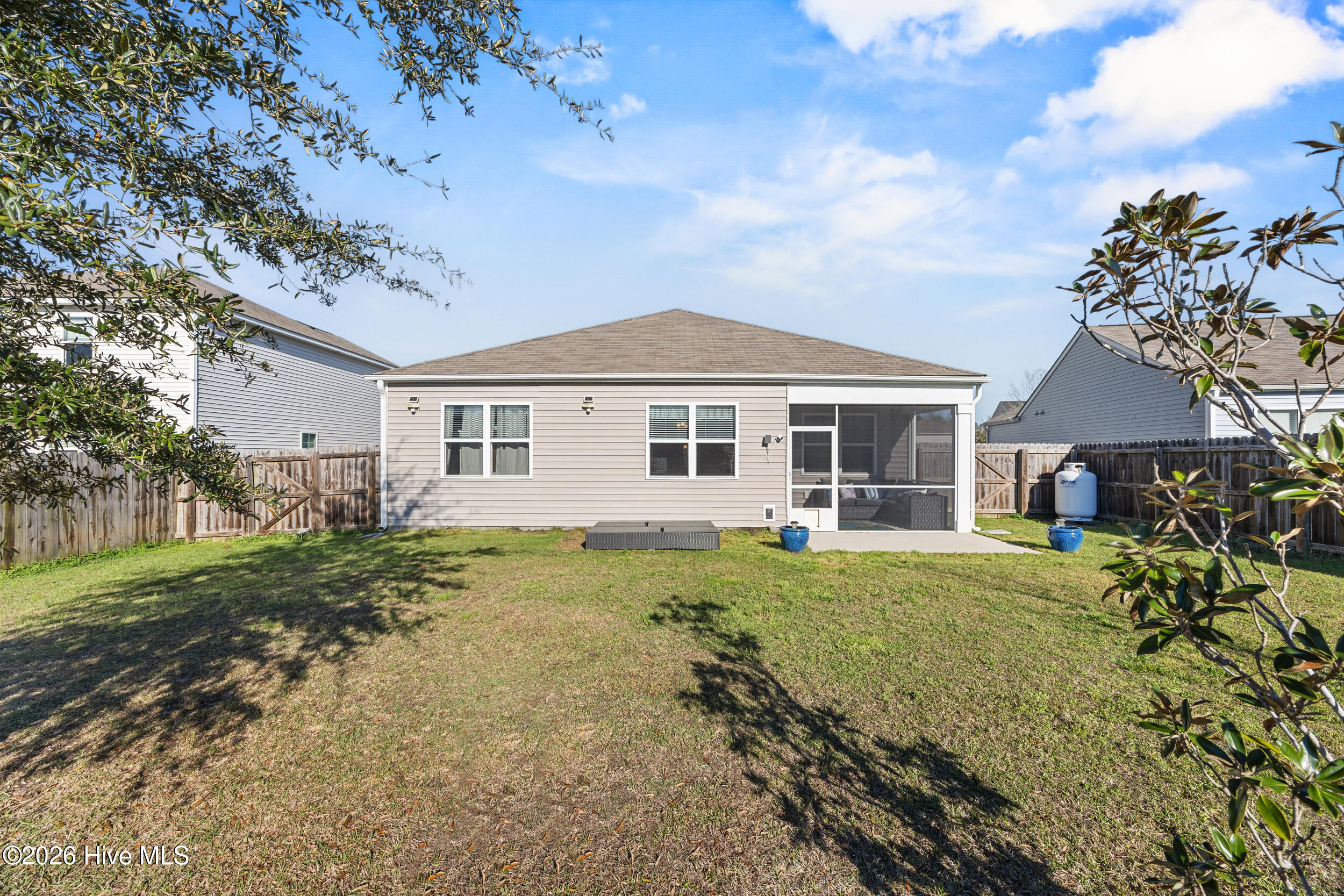 100561160 | Photo 27