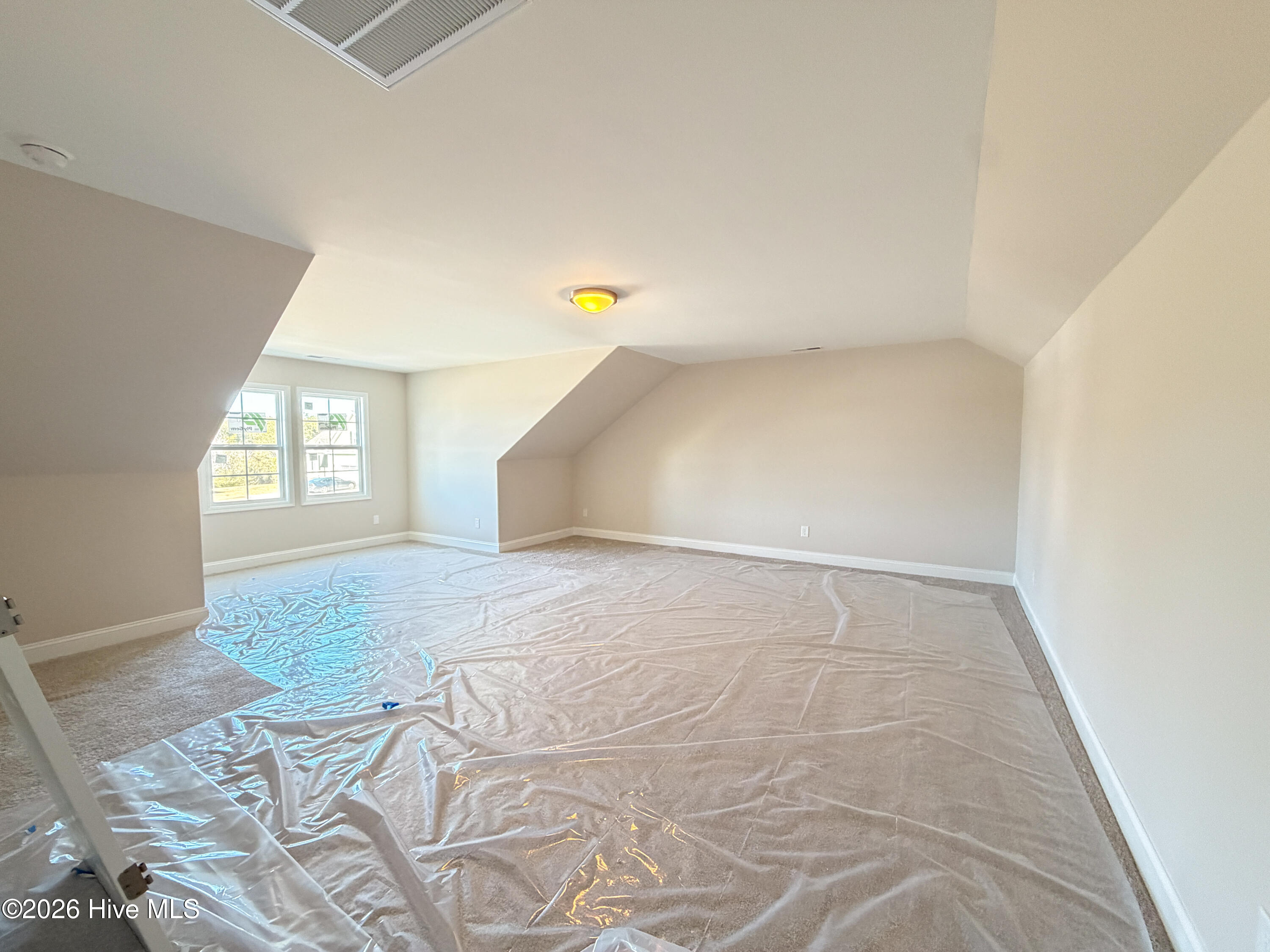 100552210 | Photo 23