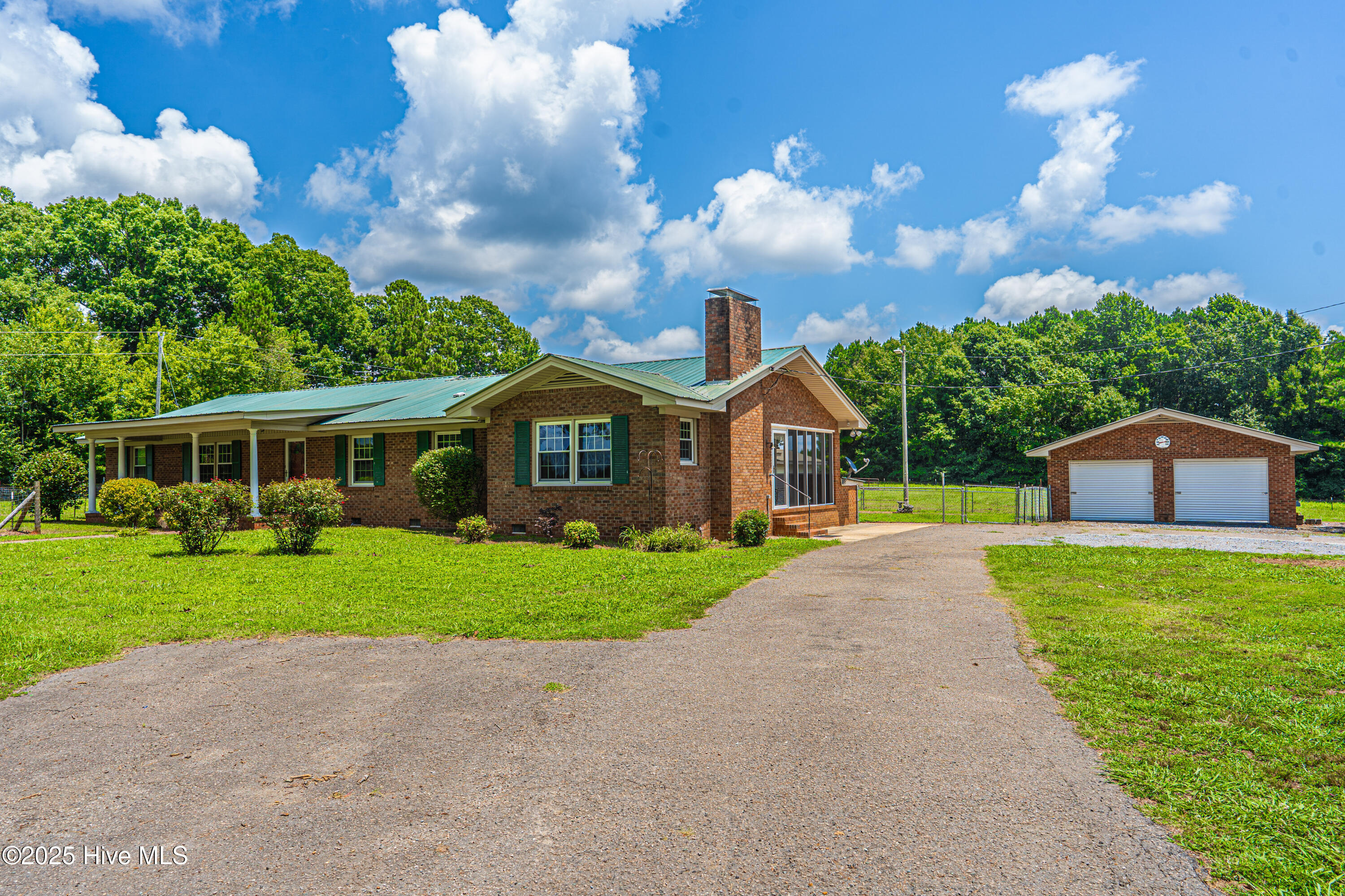 383 Lakey Siding Road