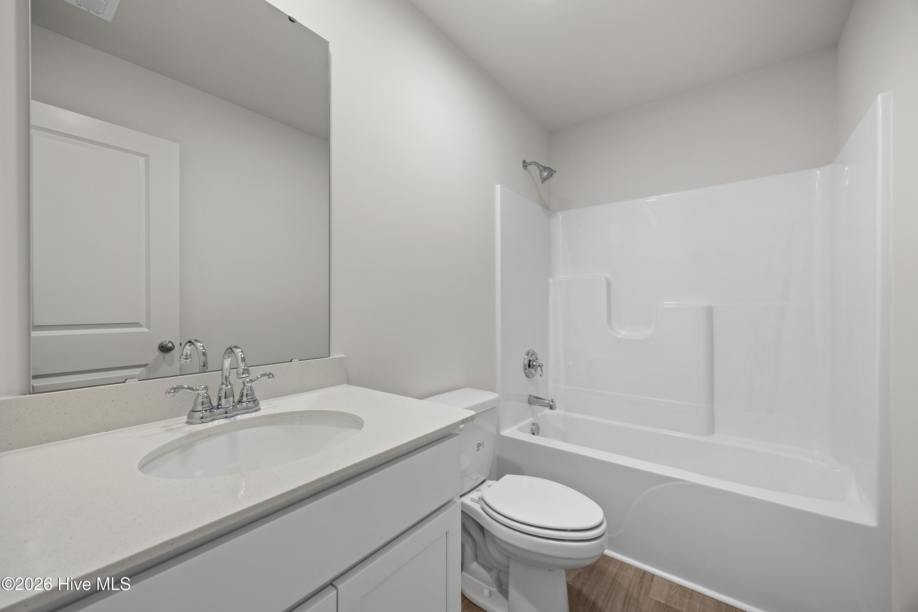 100540957 | Photo 19