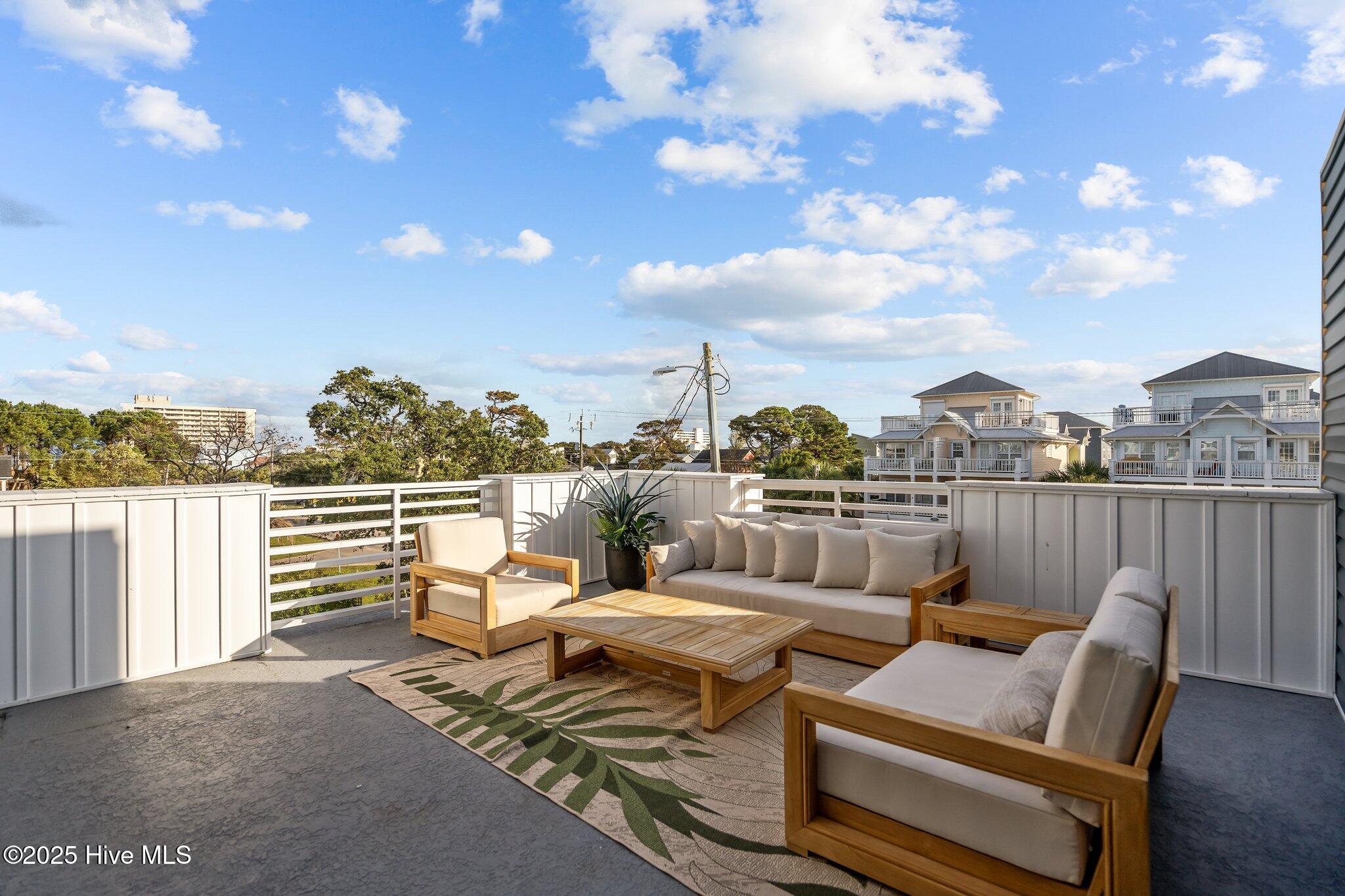 100537870 | Photo 57