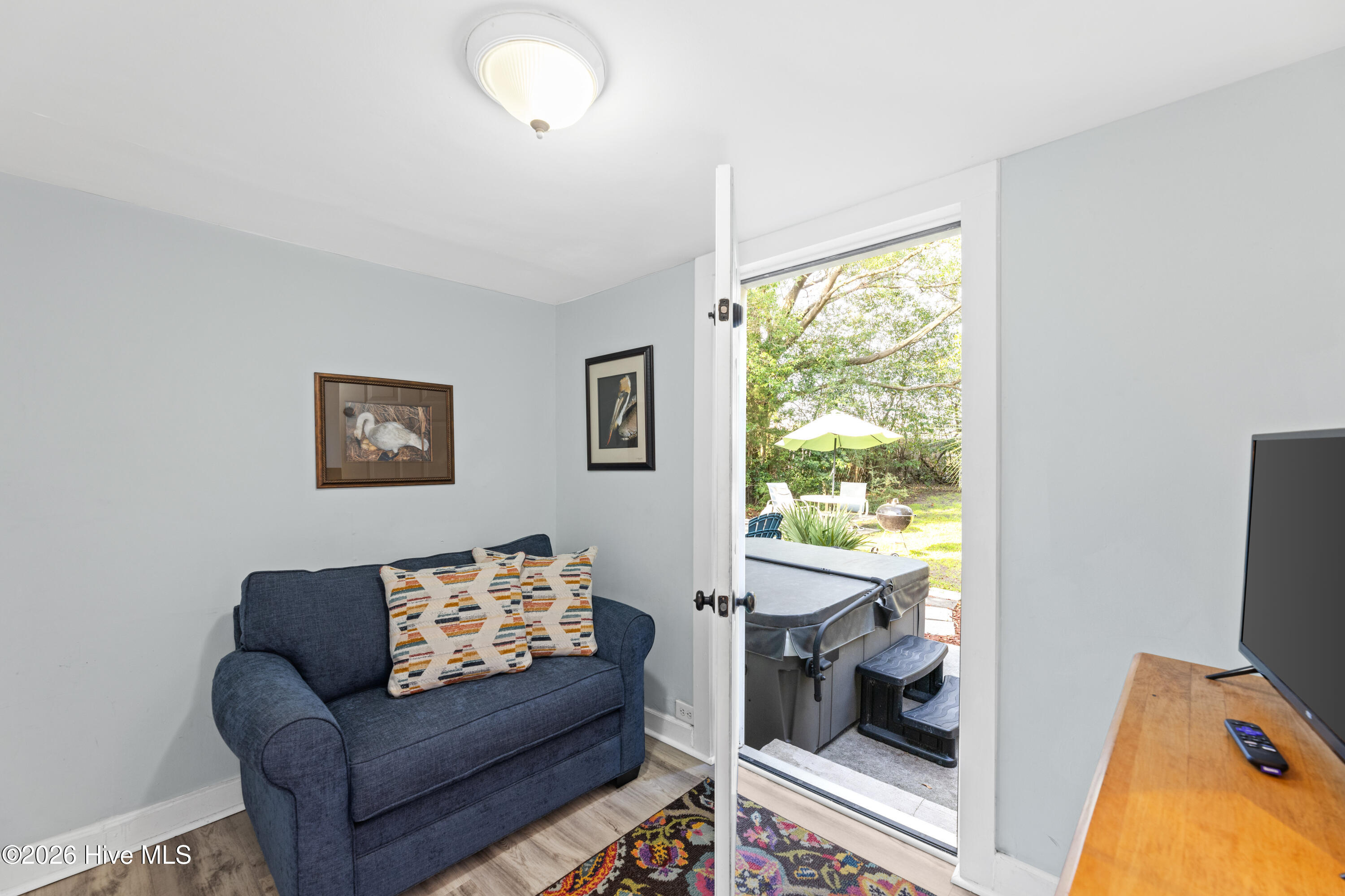 100561657 | Photo 22