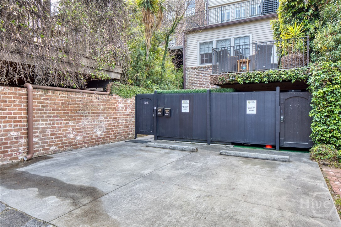 108 W Jones Street, Savannah, GA, 31401