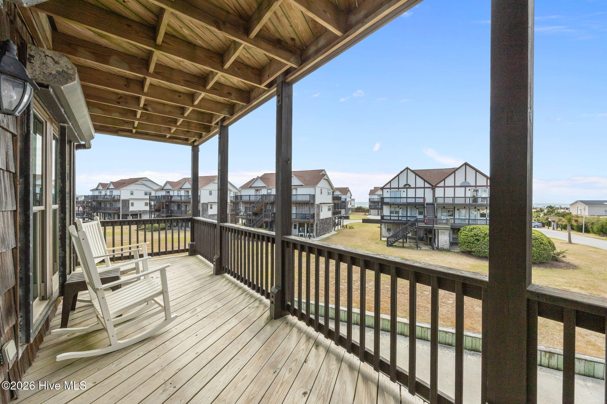 100563759 | Photo 21