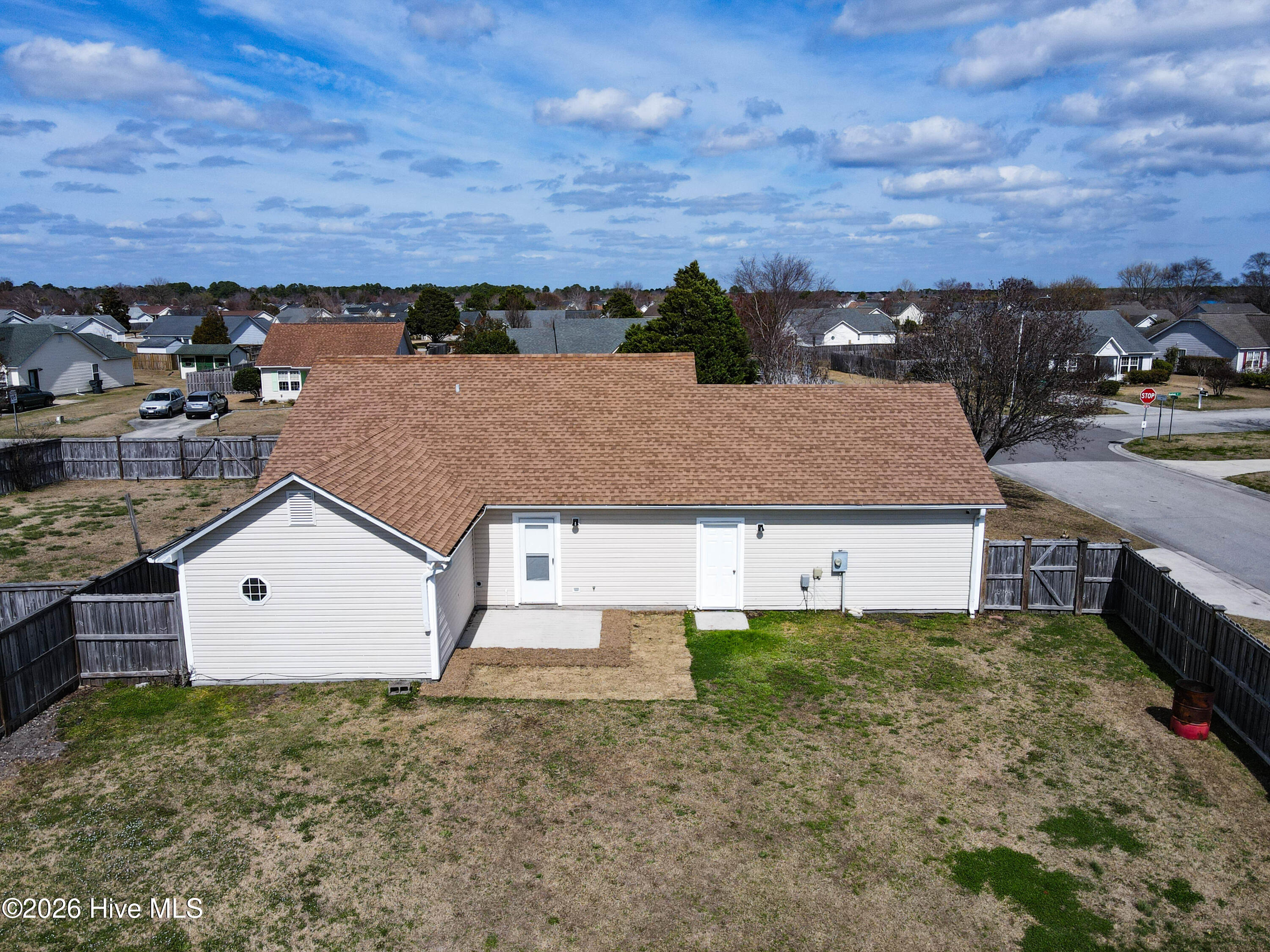 100558599 | Photo 47