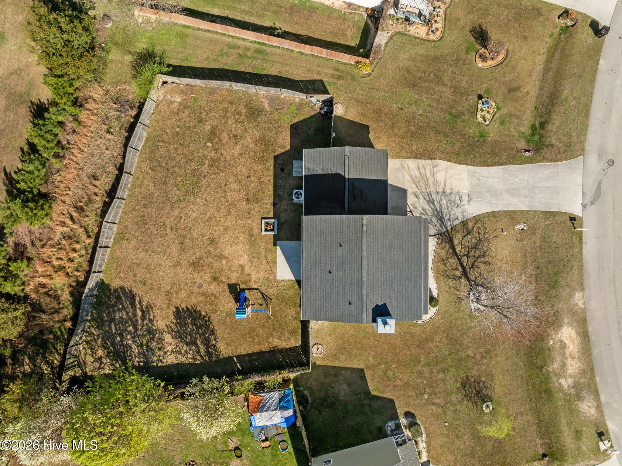 100561197 | Photo 54