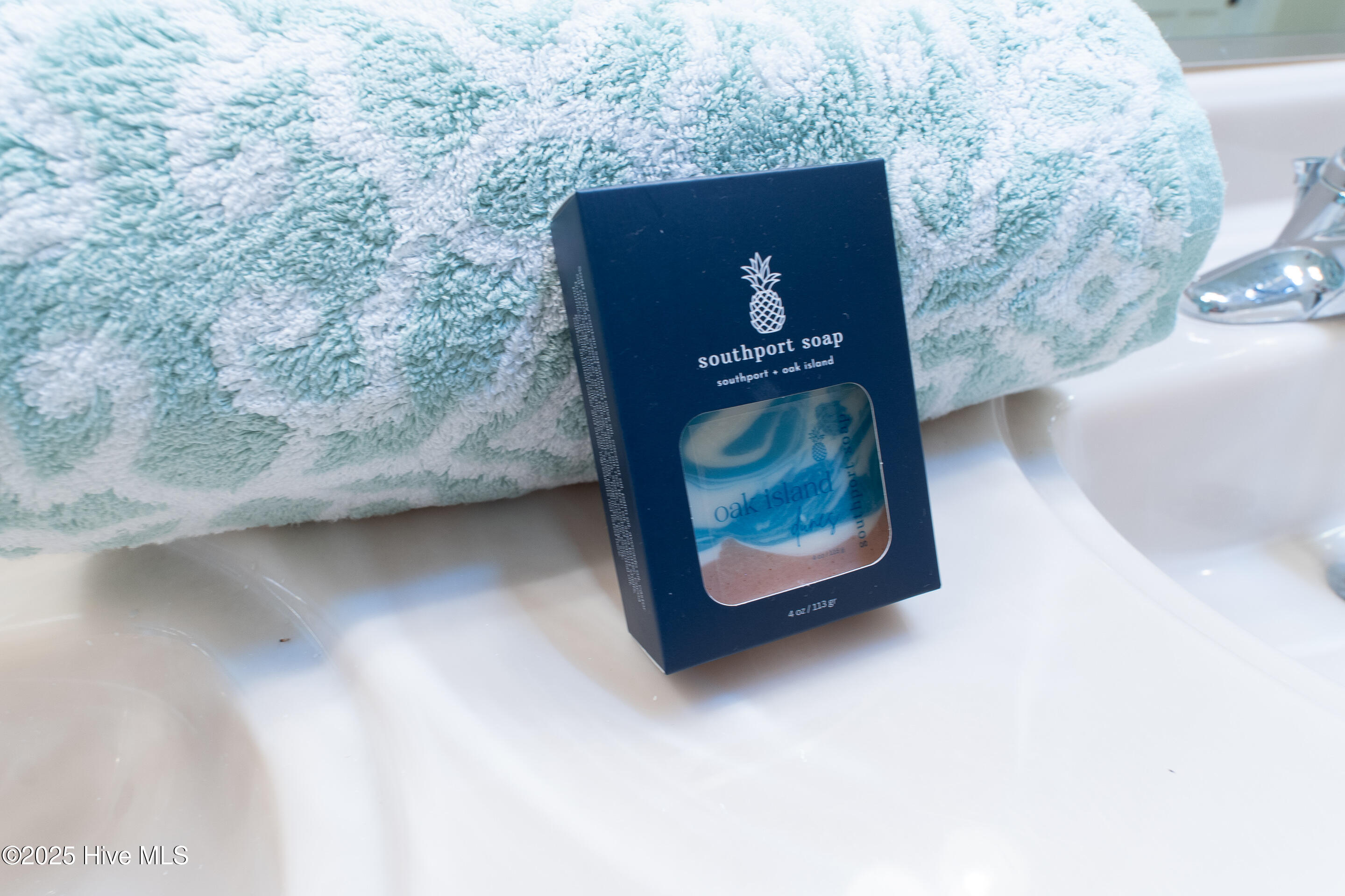 100505939 | Photo 50