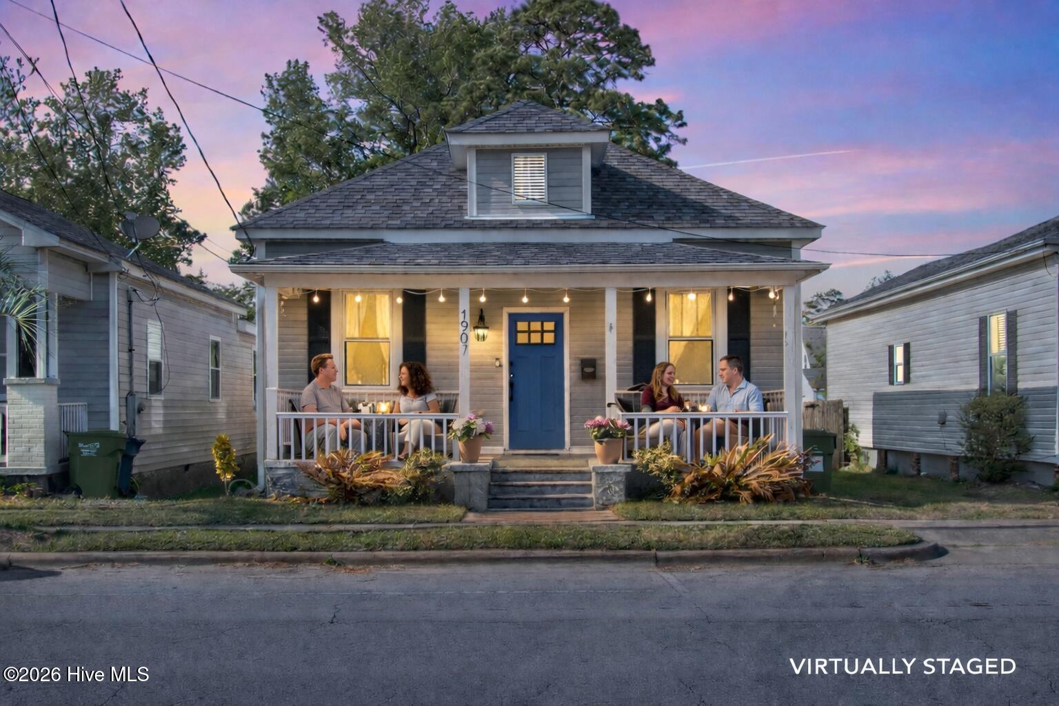 100568086 | Photo 37