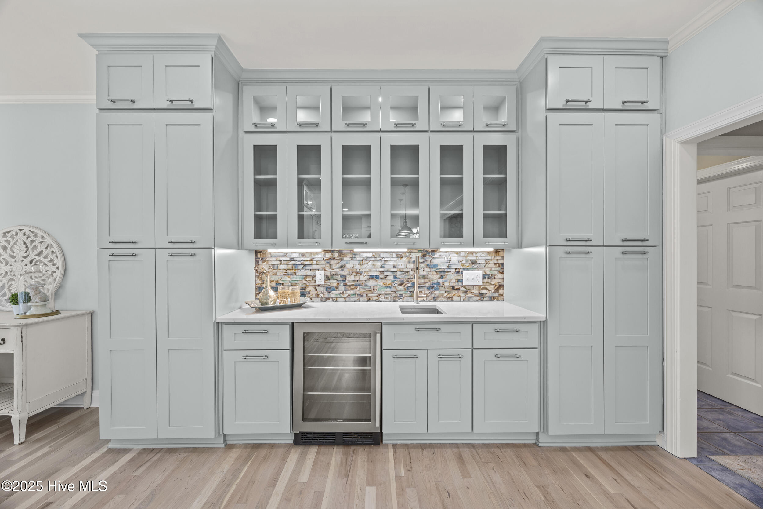 100519629 | Photo 18