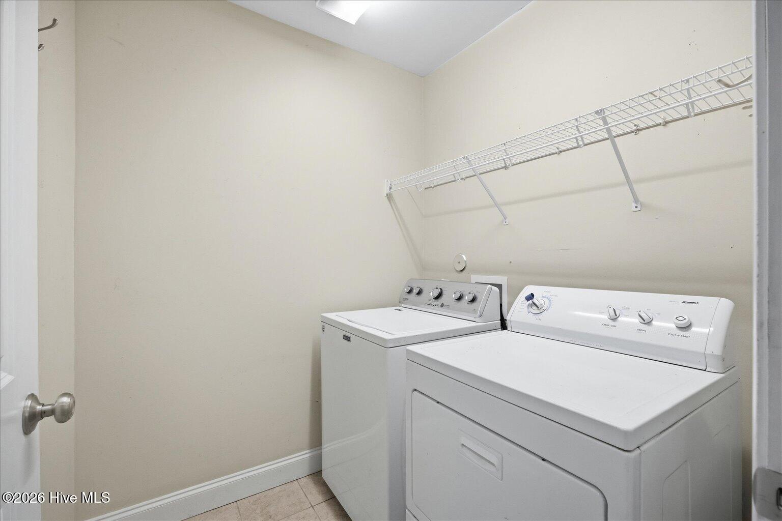 100561166 | Photo 31