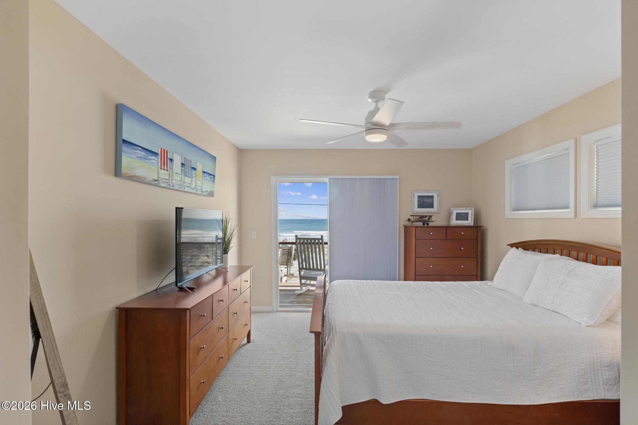 100562265 | Photo 29