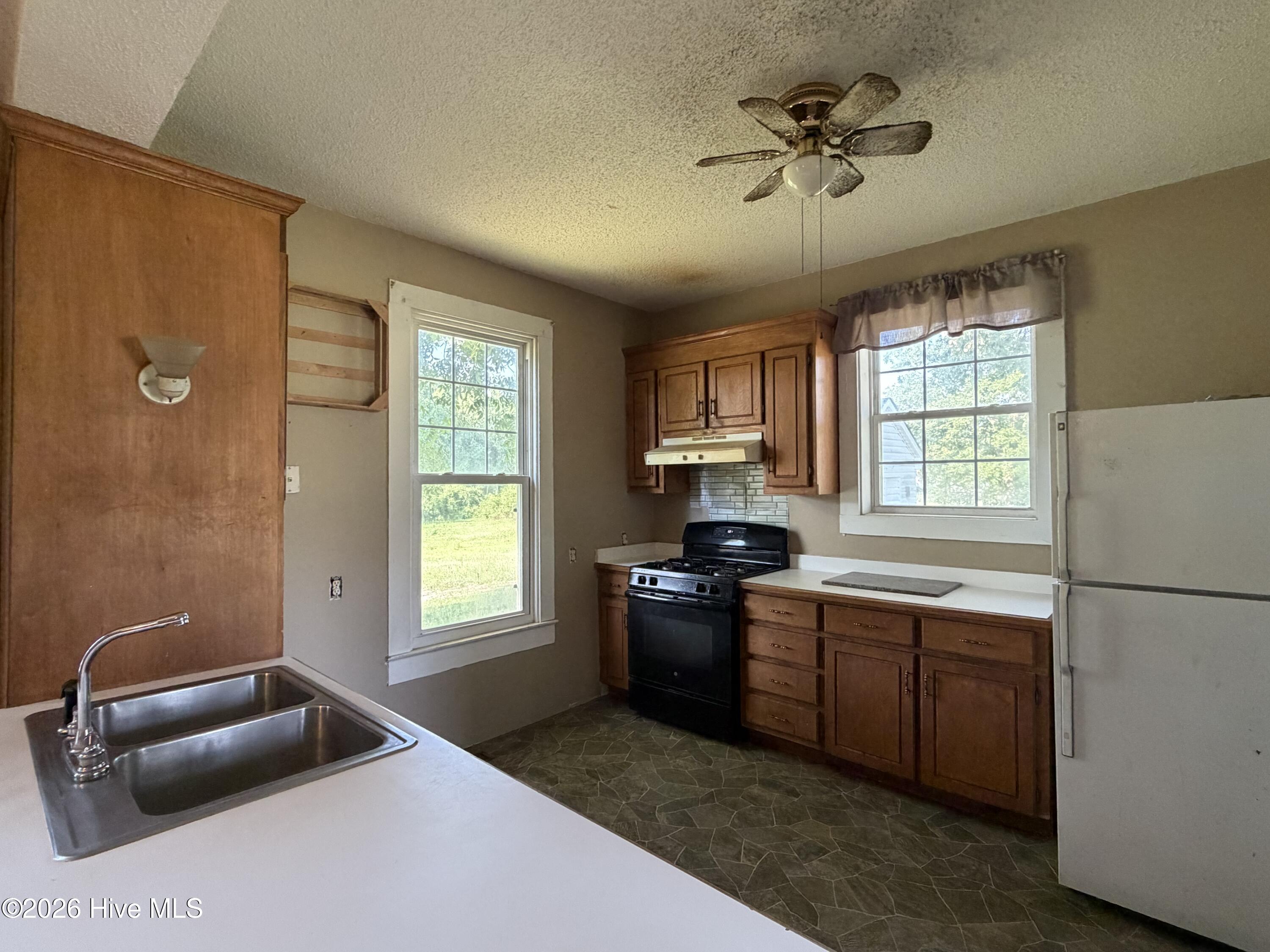 2nd image of 208 Capps Bridge Rd, Princeton, NC 27569 | MLS# 100587440