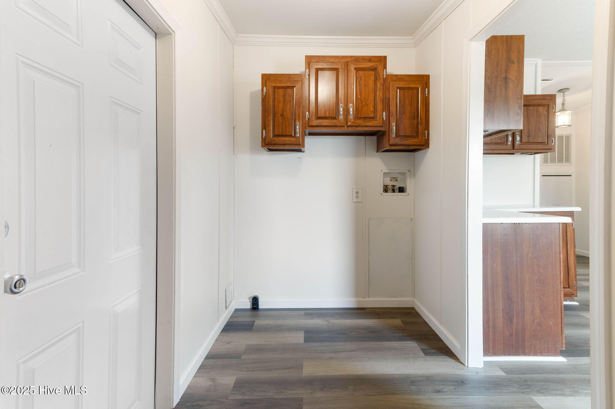 100542581 | Photo 22