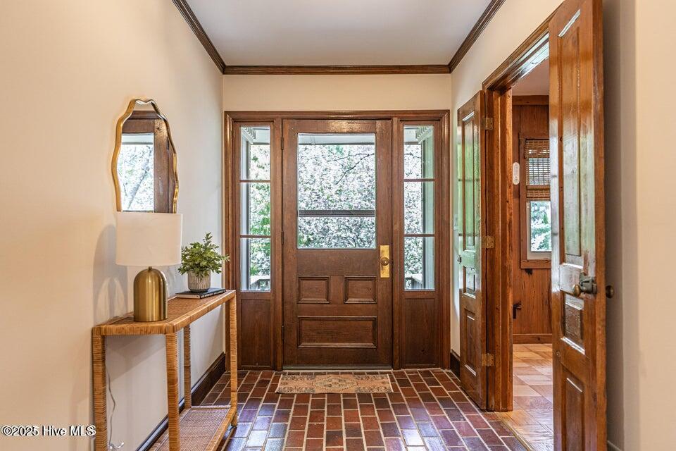 1705 Lord Ashley Drive