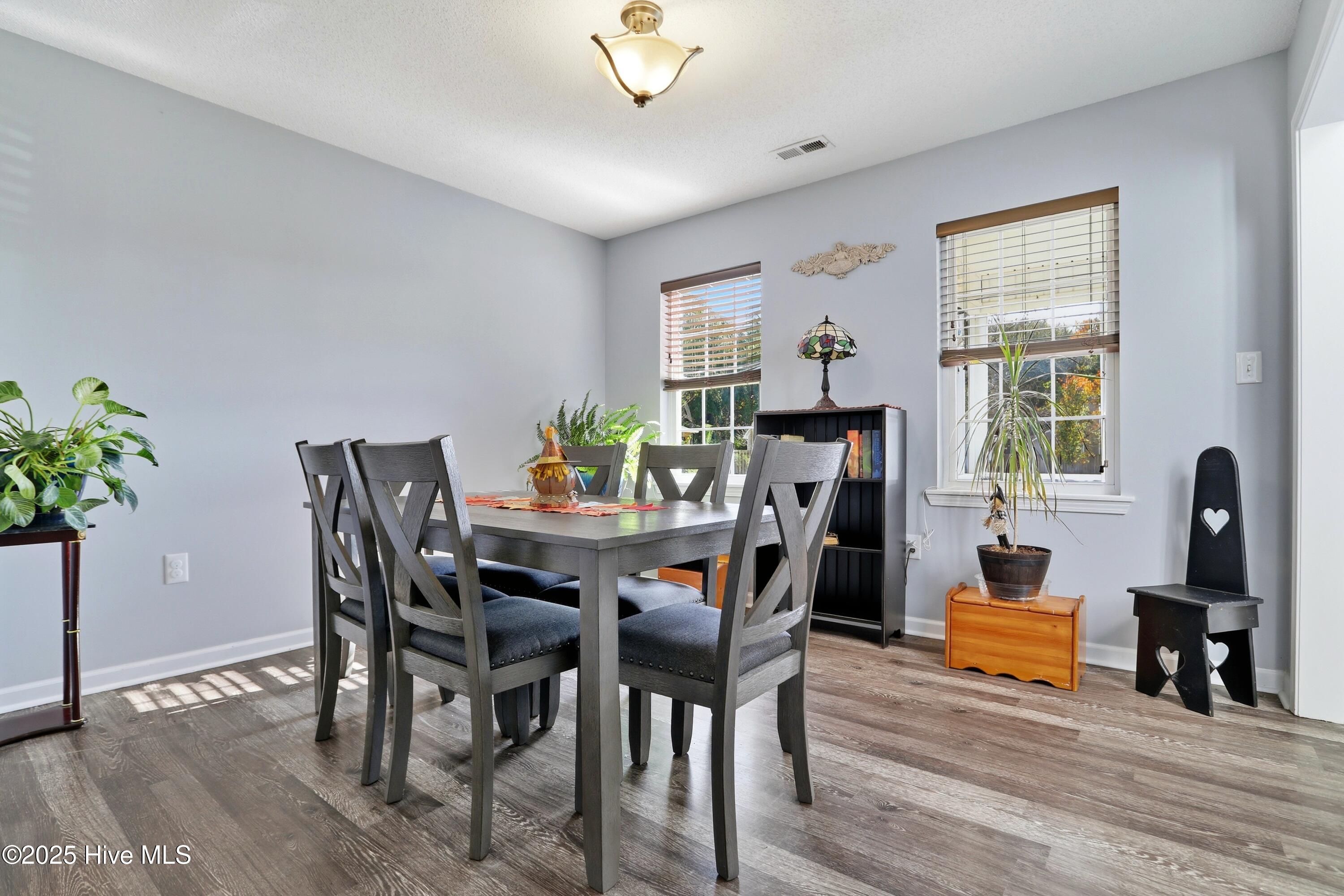 113 Knotts Court, Sneads Ferry, NC 28460 – photo 7: dining