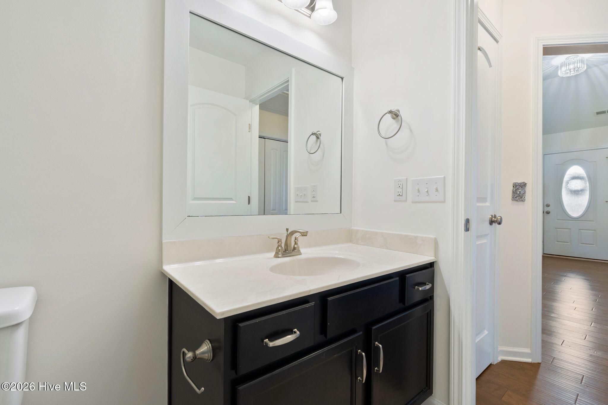 100564909 | Photo 22