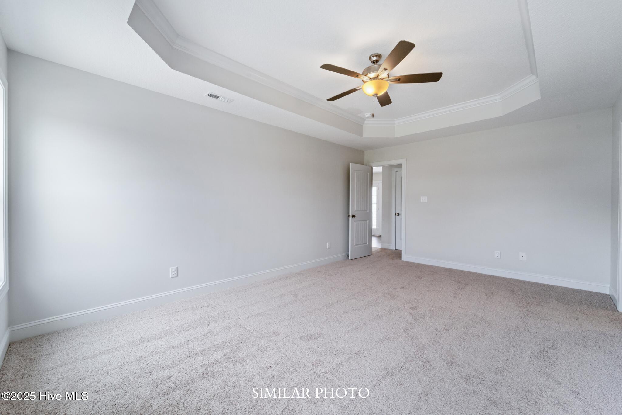 100545491 | Photo 24