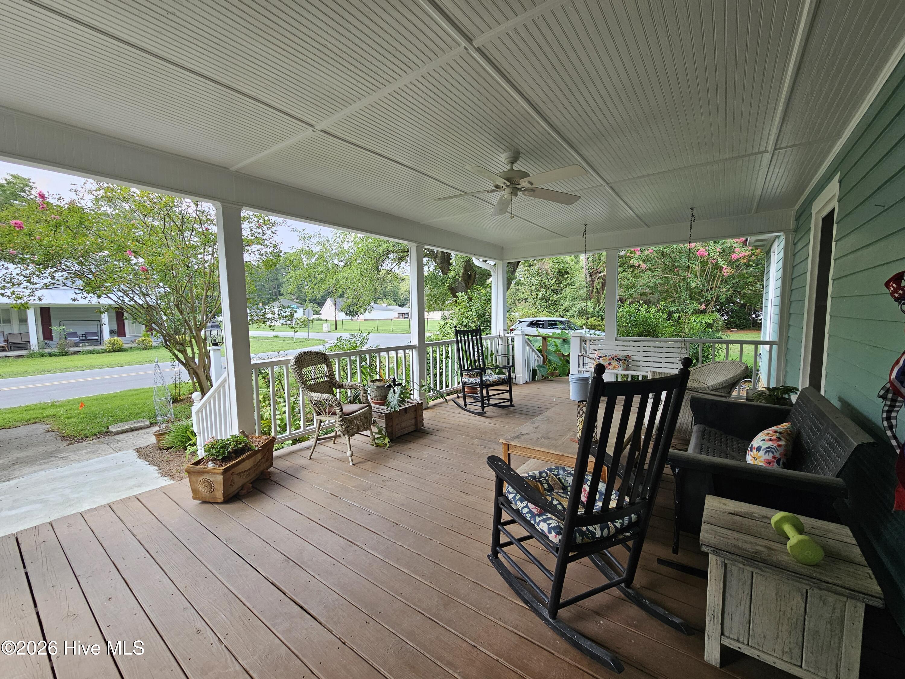 5th image of 405 W Clinton St, Roseboro, NC 28382 | MLS# 100592195