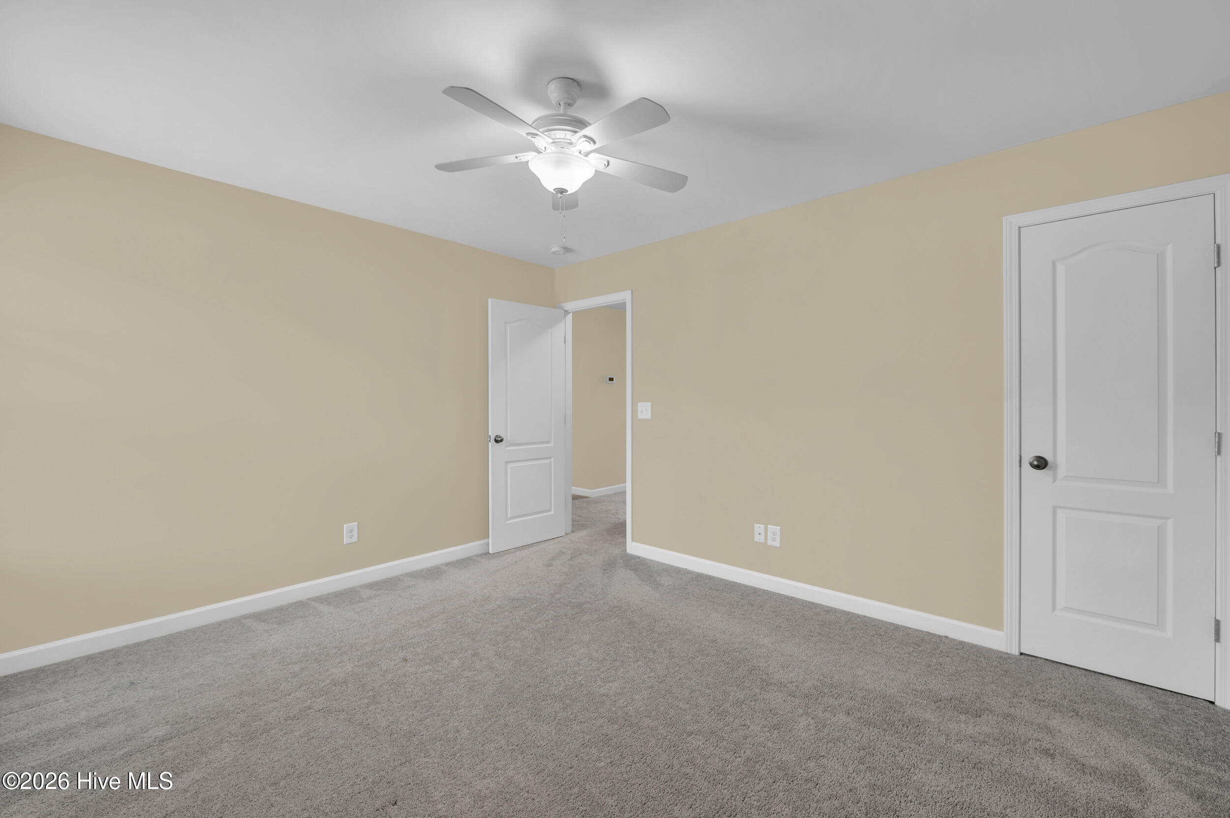 100547452 | Photo 25