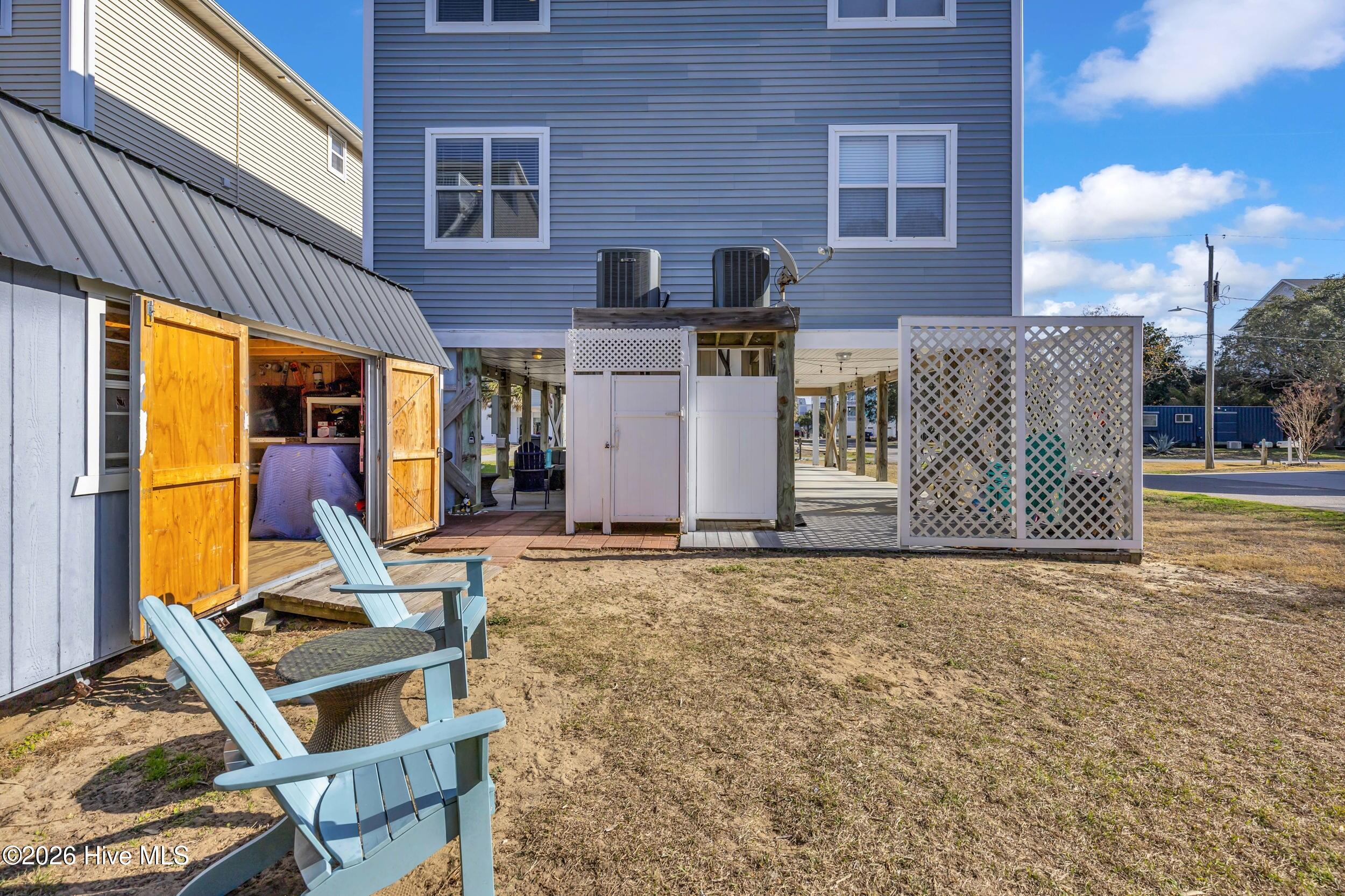 100548181 | Photo 37