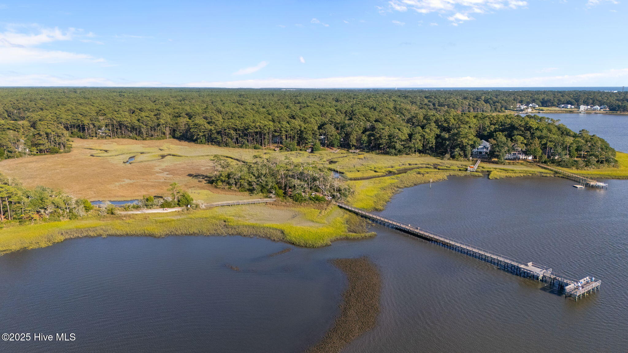 100533176 | Photo 26