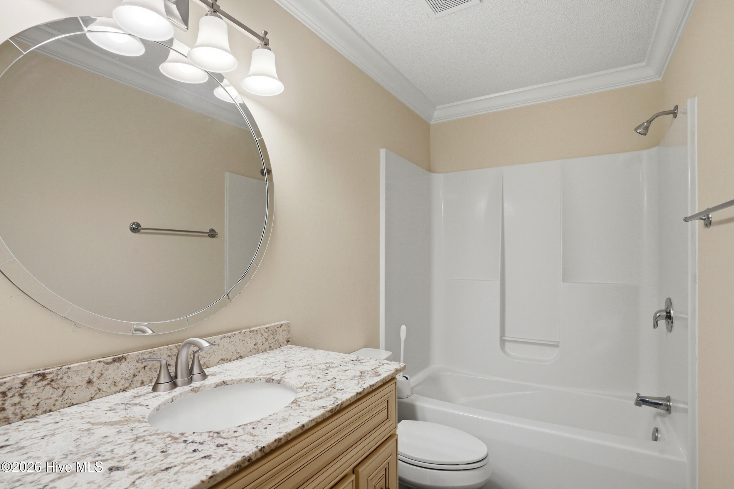 100559989 | Photo 30