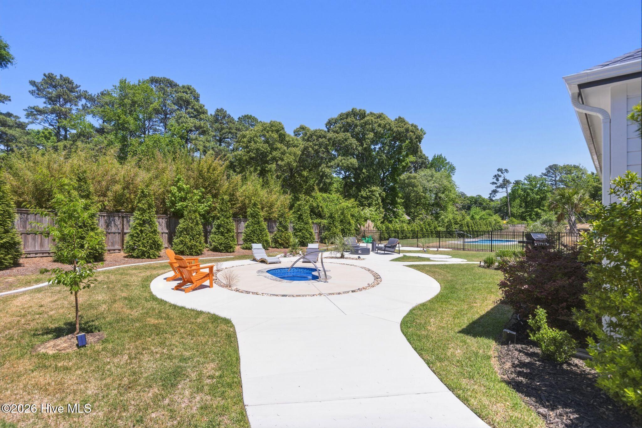 100569019 | Photo 54