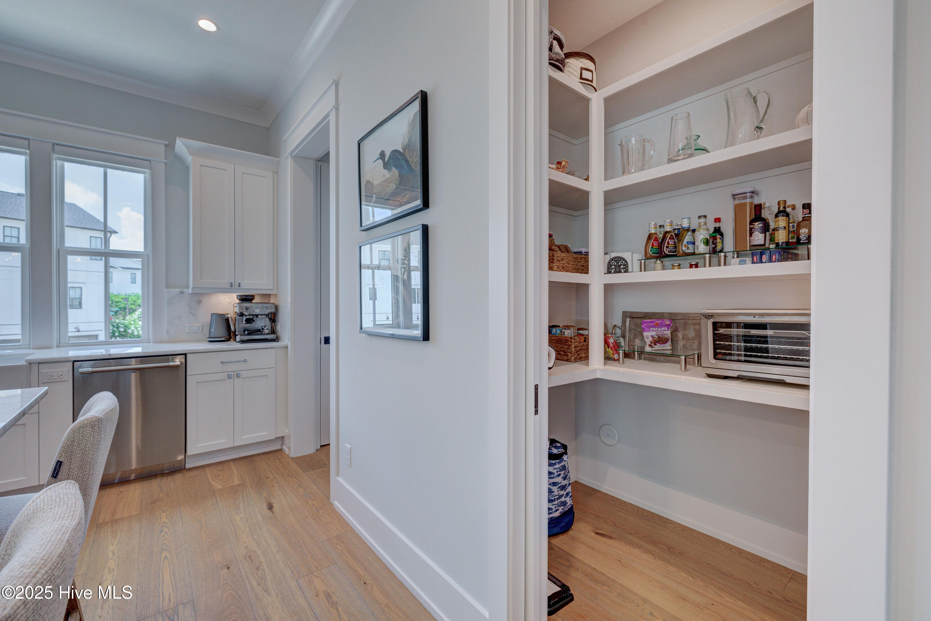 100556960 | Photo 13