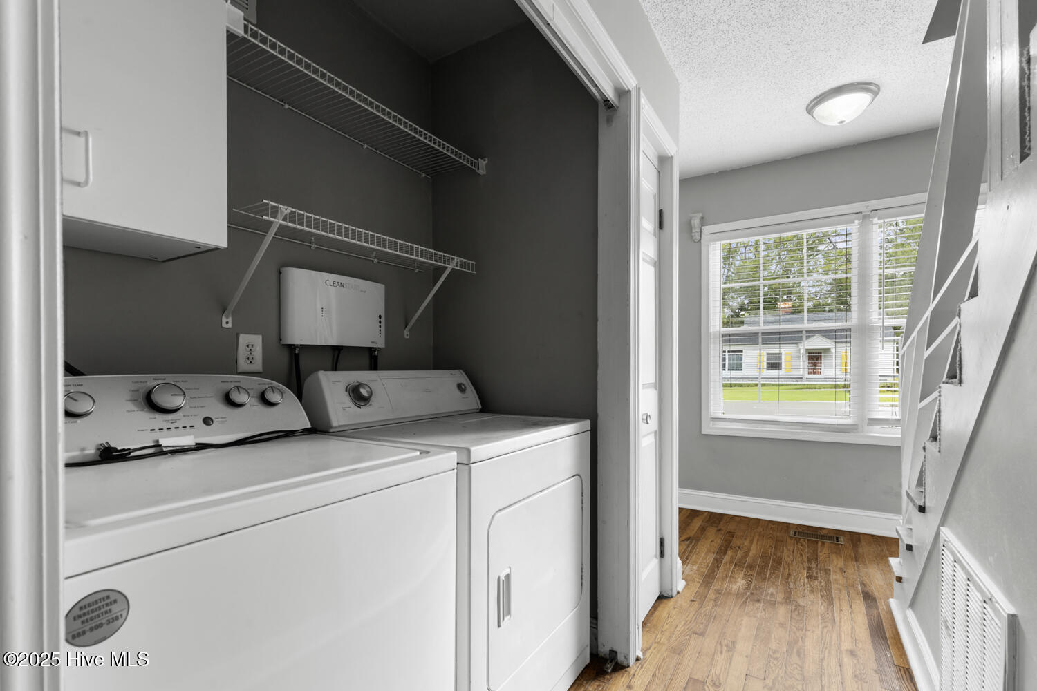 100545758 | Photo 13