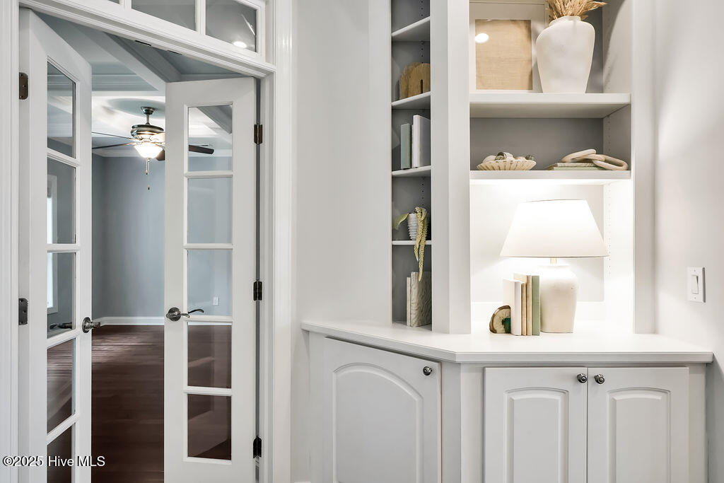 100514876 | Photo 16