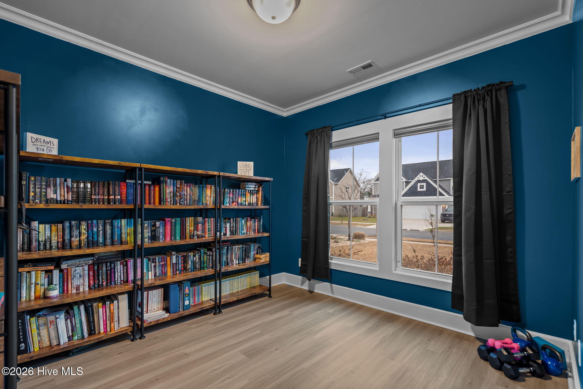 100549684 | Photo 16